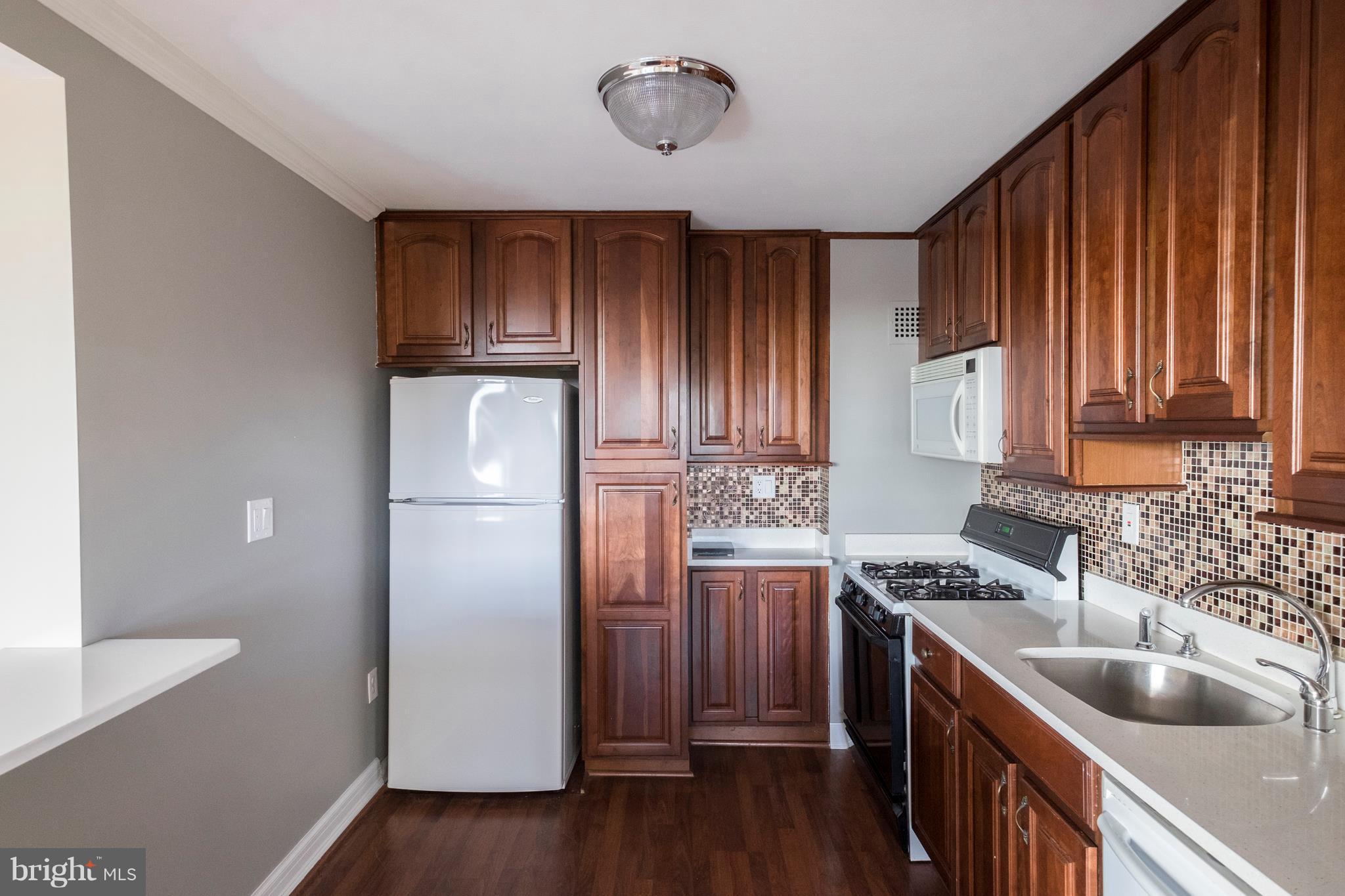 PARC EAST - Residential Lease