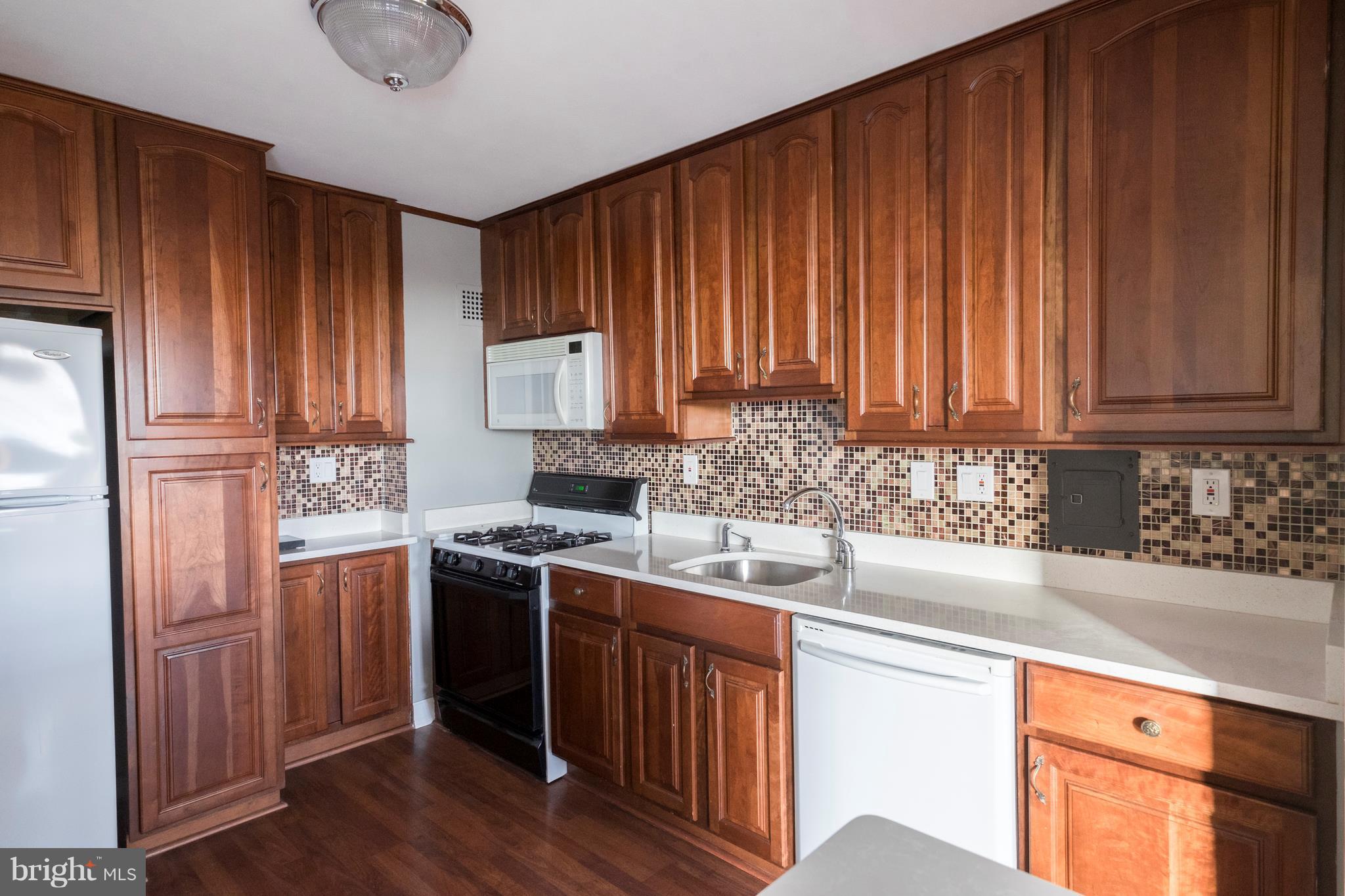 PARC EAST - Residential Lease