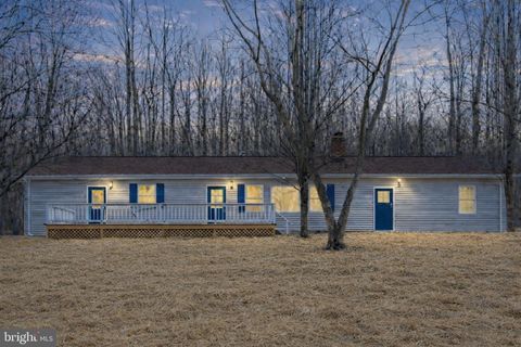 Homes For Sale - 503 Pomeroy<br/> Warren County, FRONT ROYAL, VA 22630