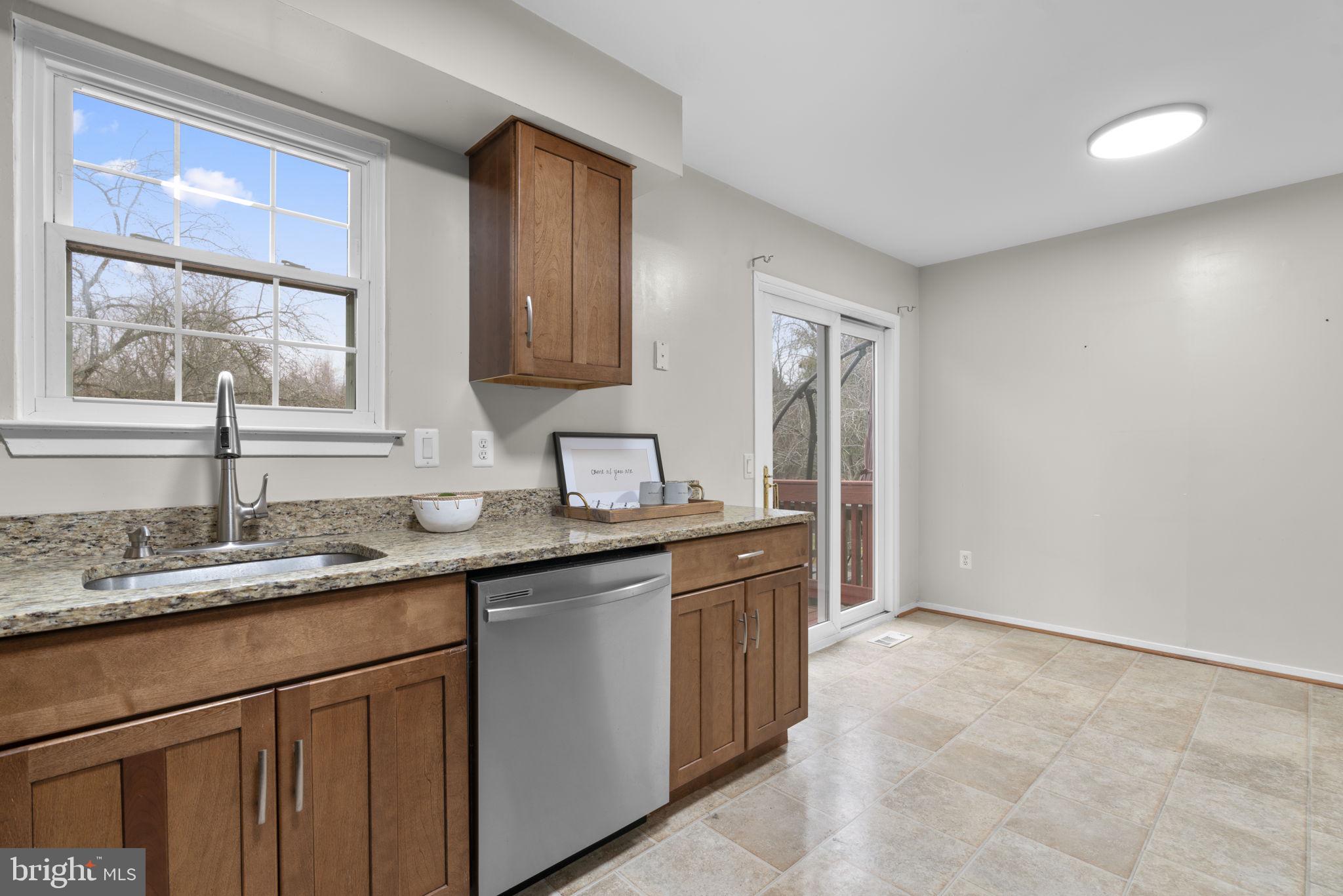 22 CROSS LAUREL COURT