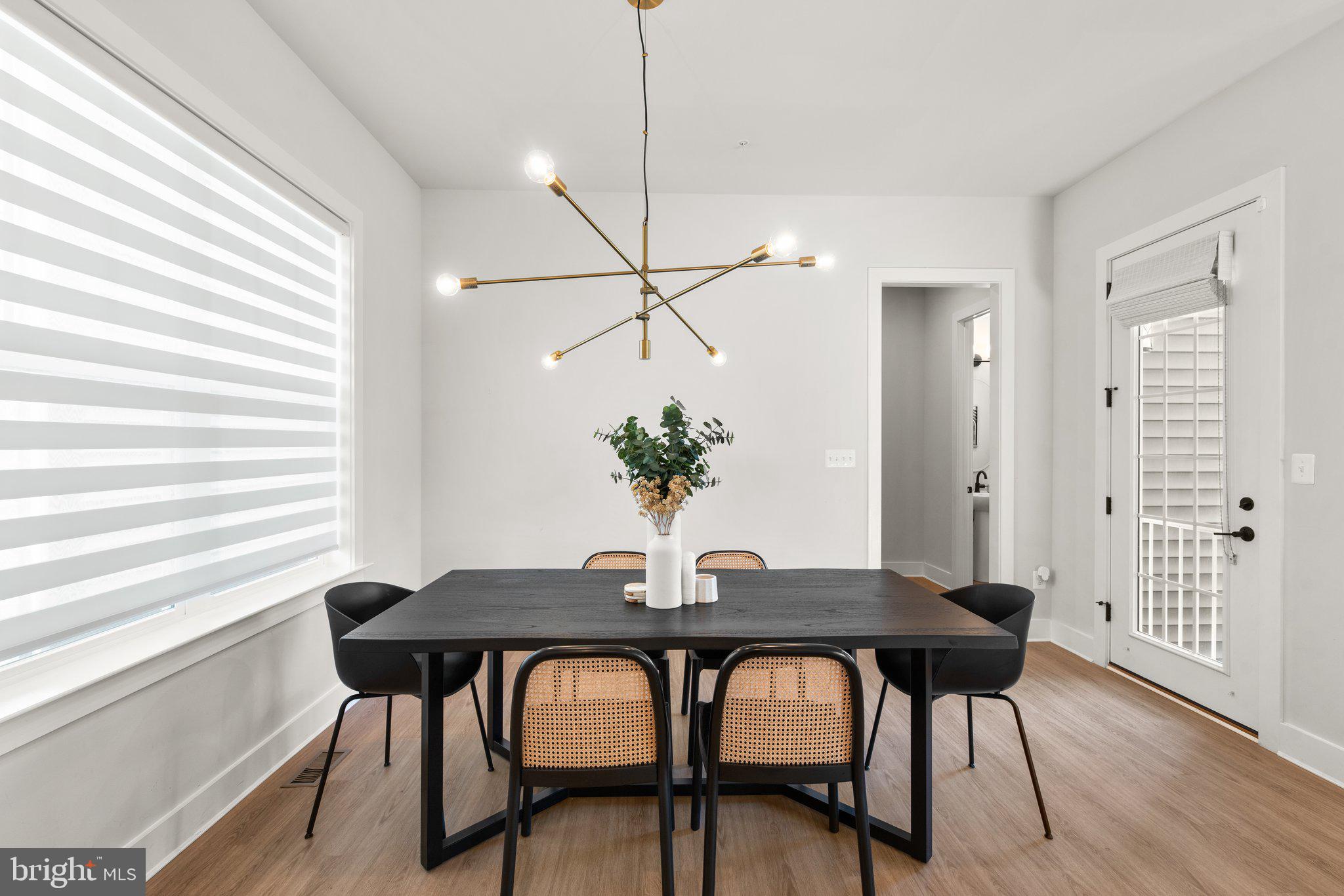 TWO RIVERS - Residential