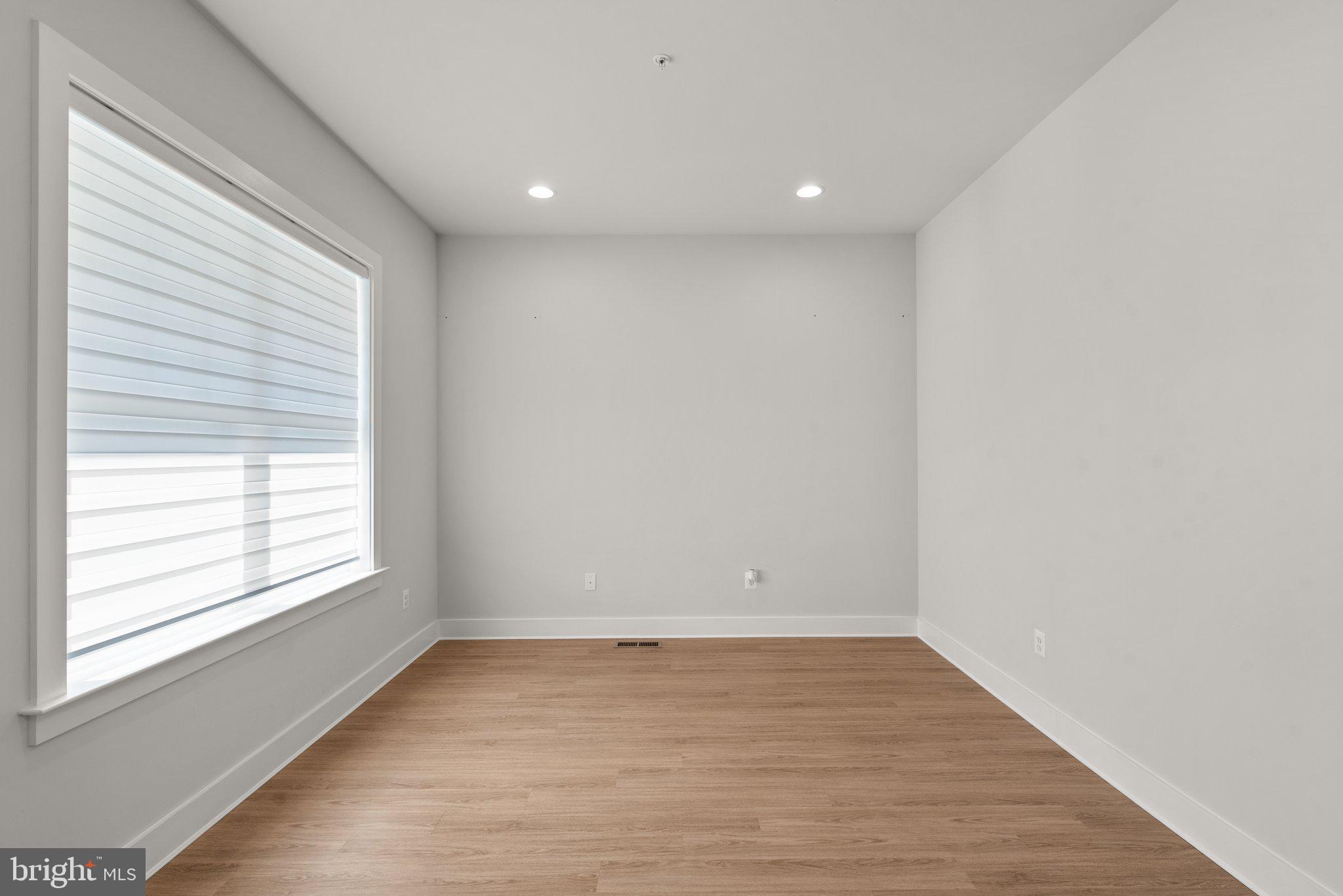 TWO RIVERS - Residential