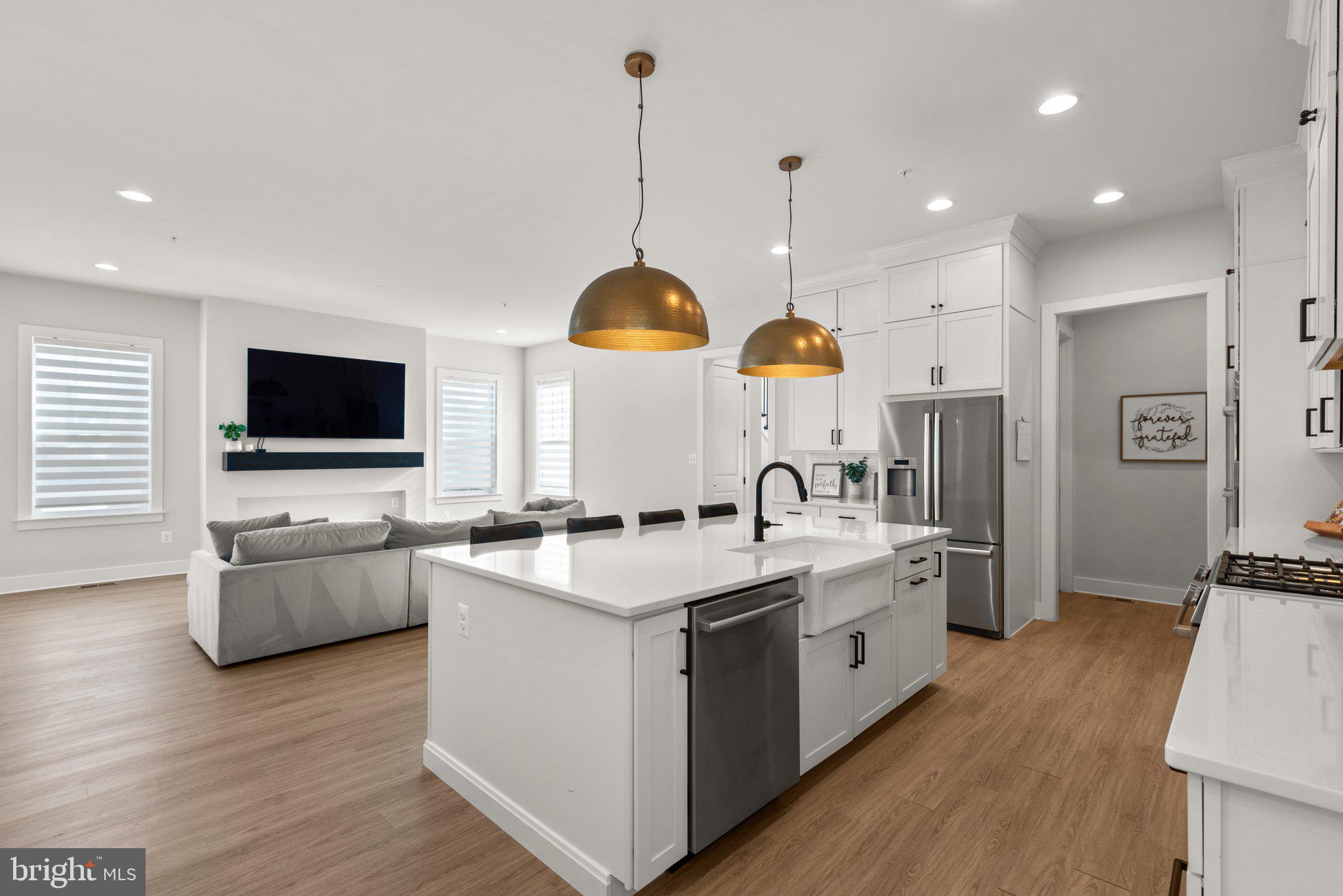 TWO RIVERS - Residential