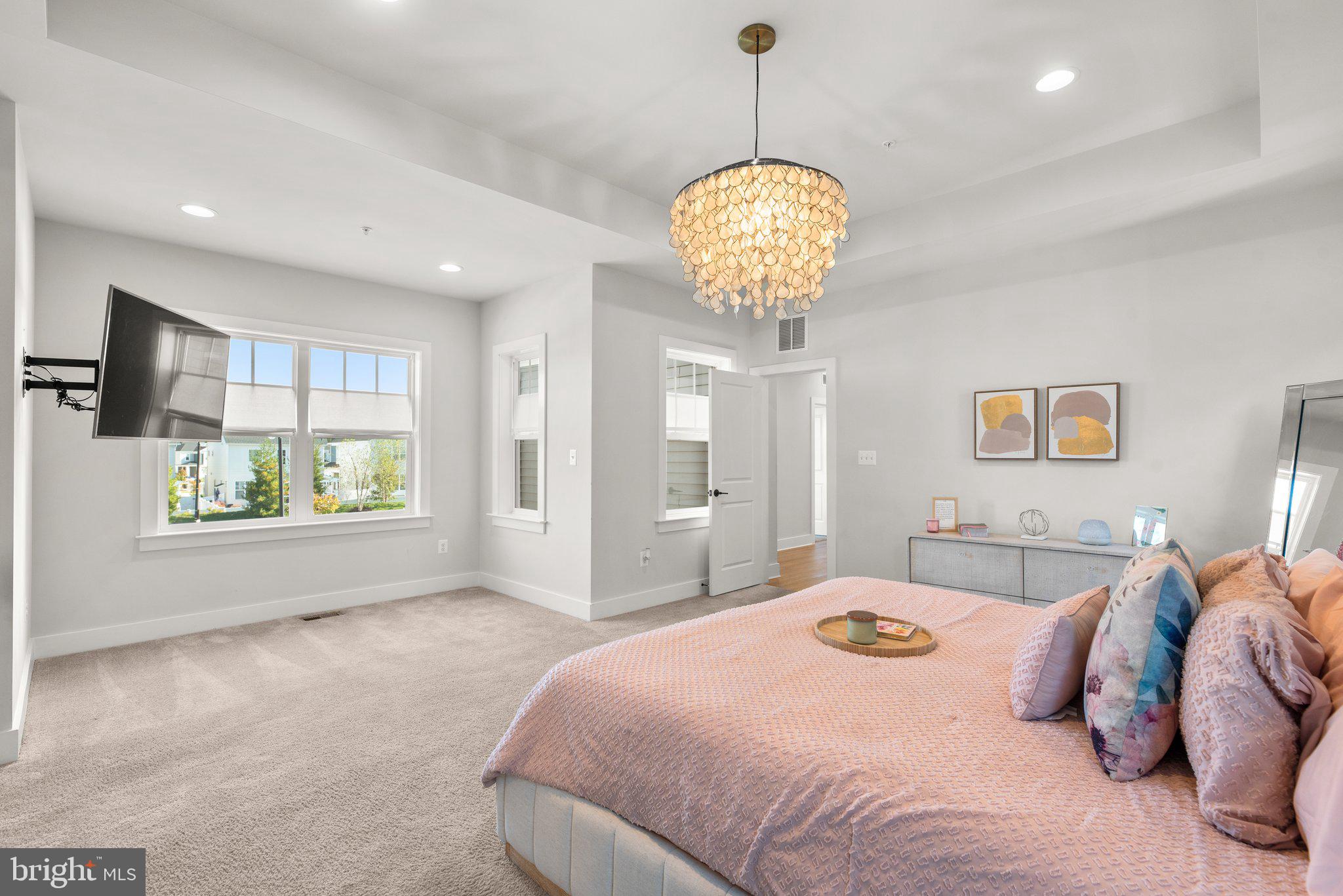 TWO RIVERS - Residential