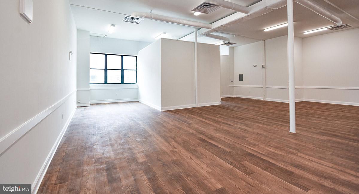 4304 RHODE ISLAND AVENUE