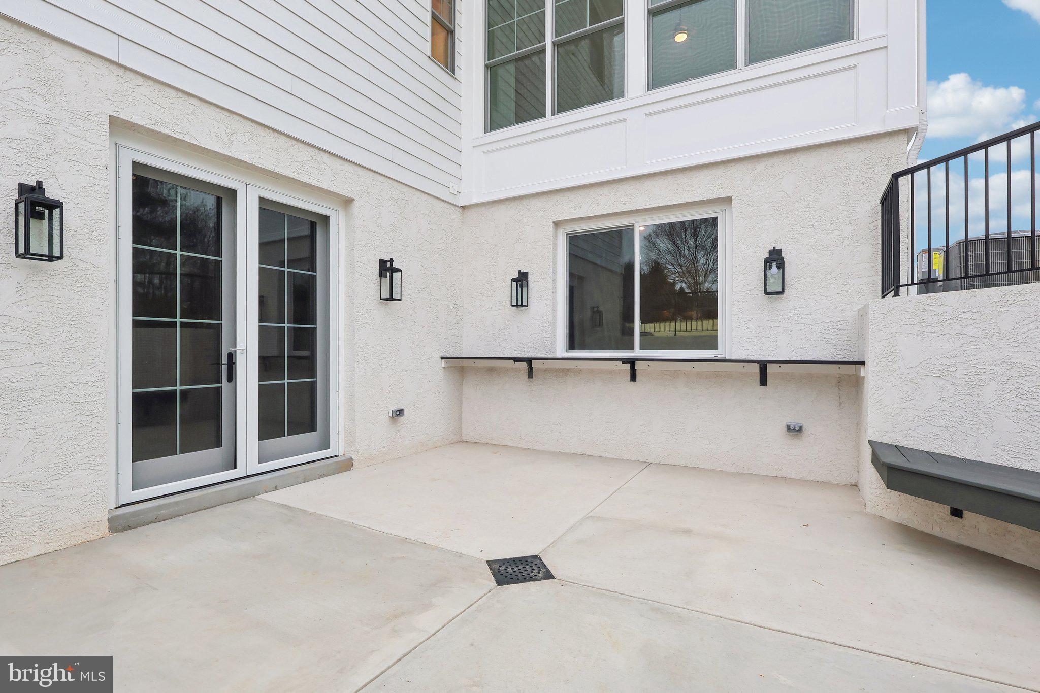 SUSSEX - Residential