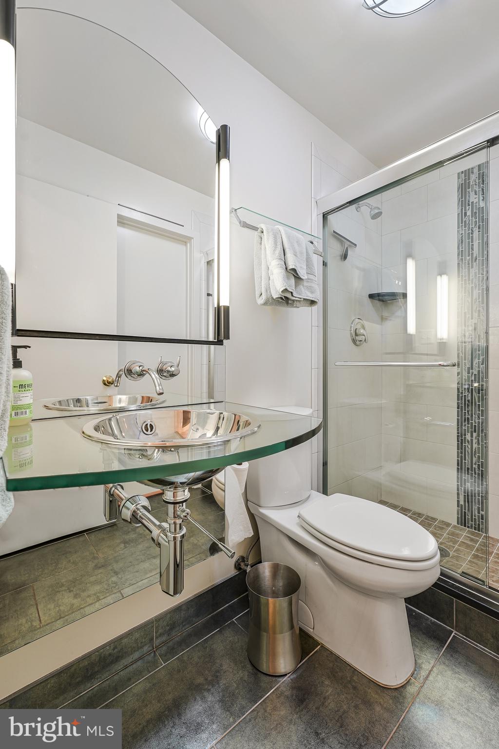 WAPLES MILL ESTATES - Residential