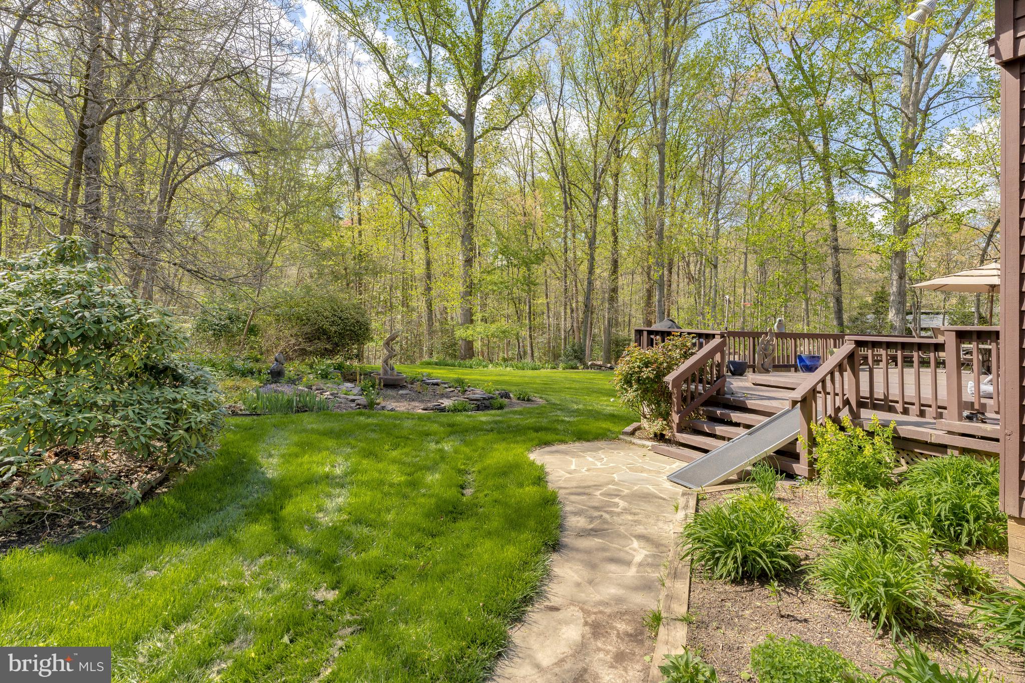 WAPLES MILL ESTATES - Residential