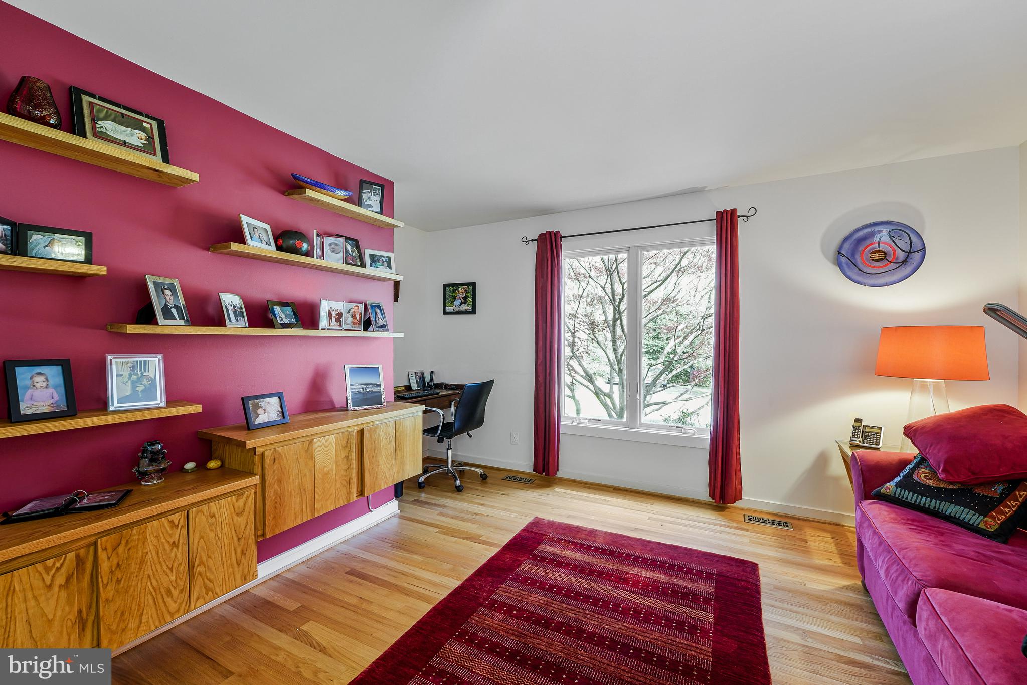 WAPLES MILL ESTATES - Residential