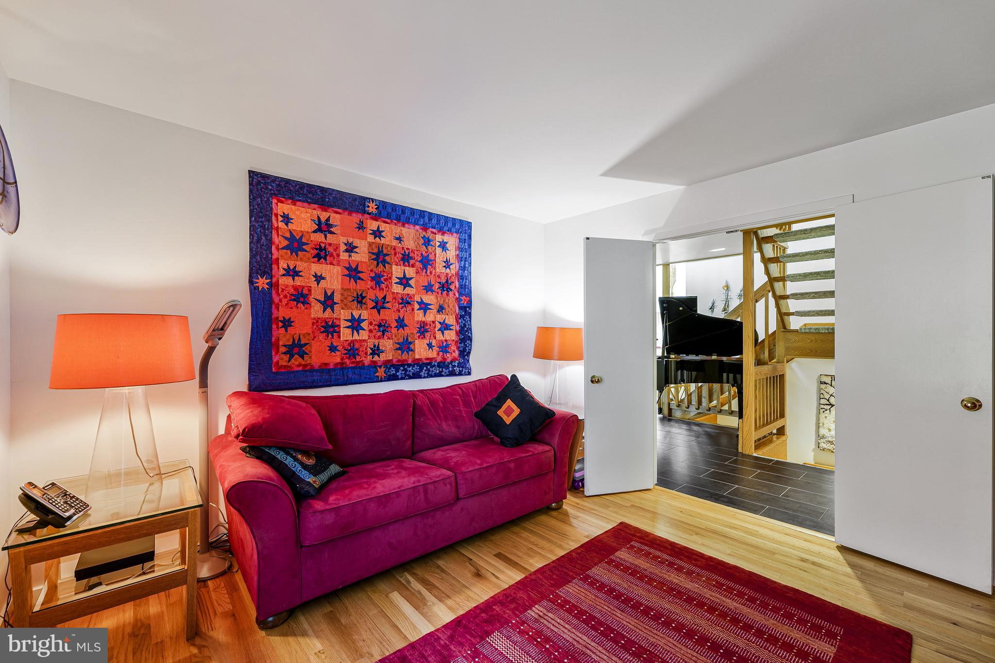 WAPLES MILL ESTATES - Residential