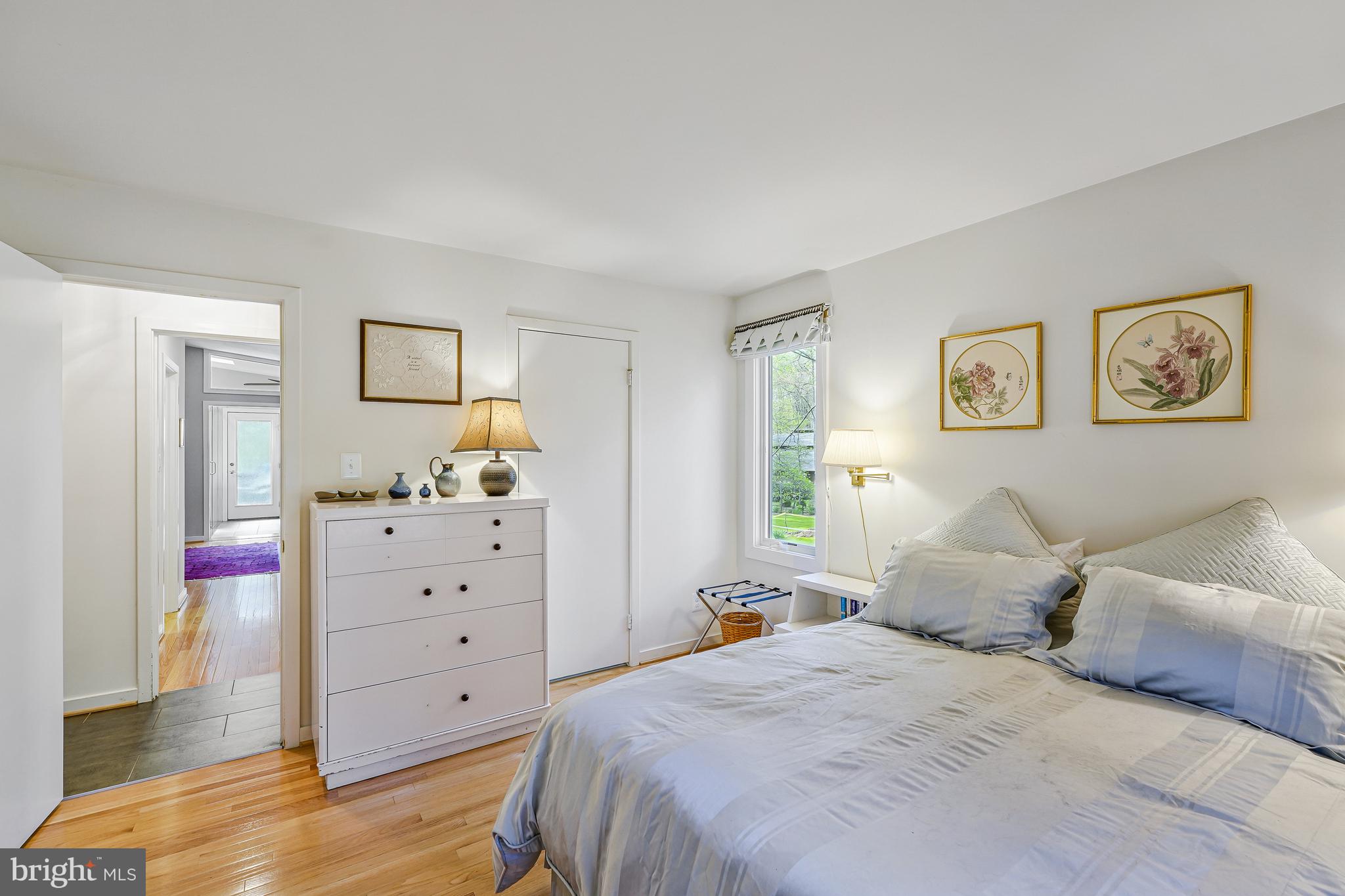 WAPLES MILL ESTATES - Residential