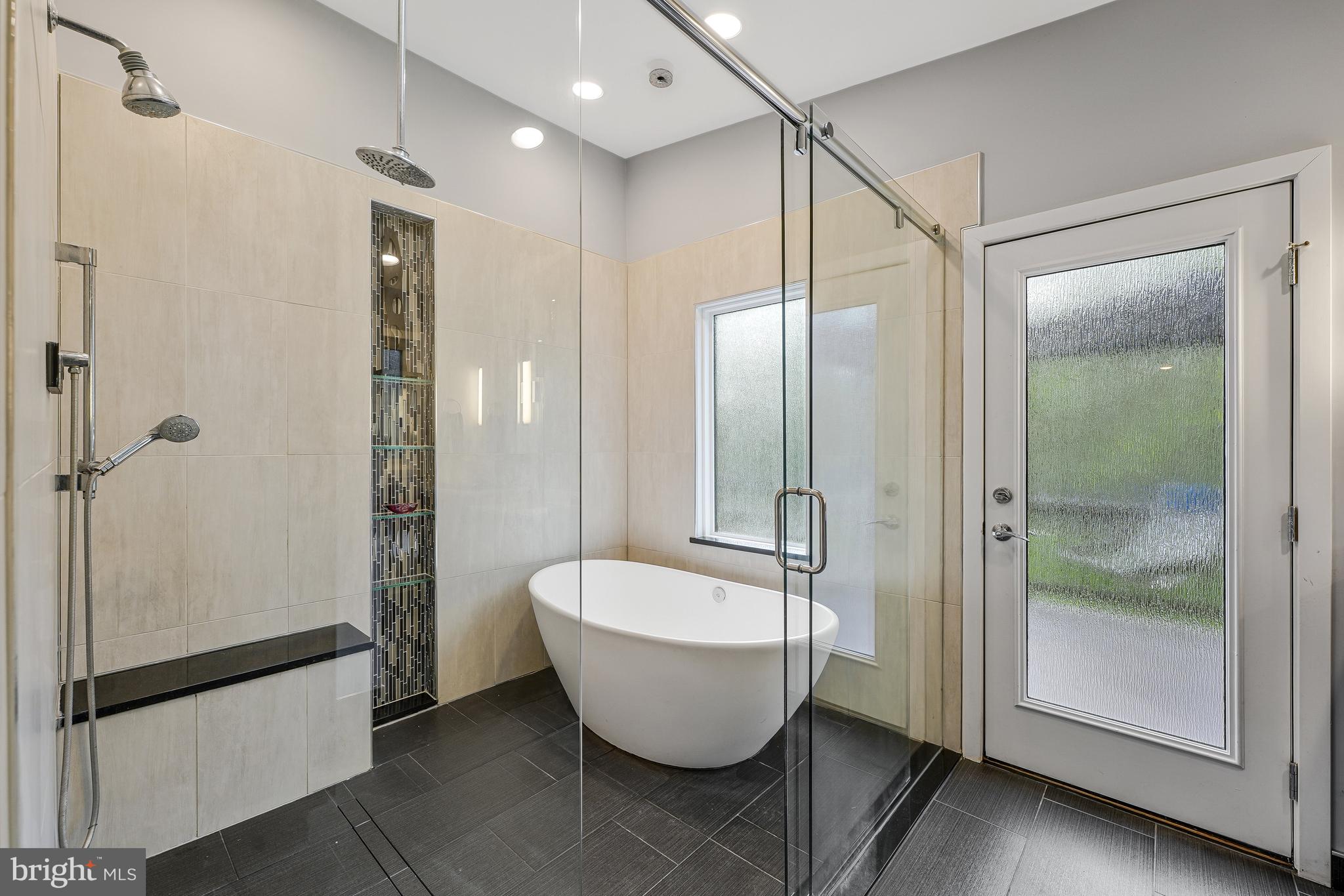 WAPLES MILL ESTATES - Residential