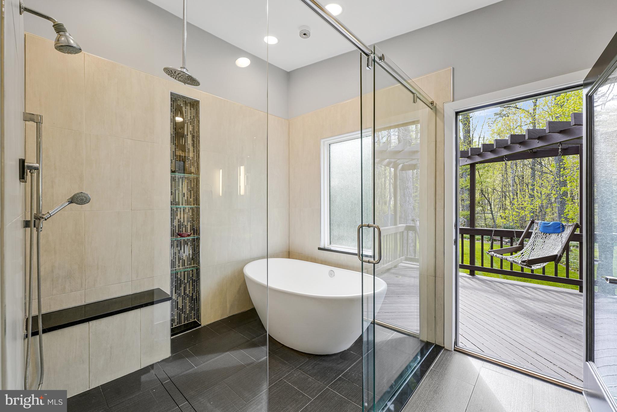 WAPLES MILL ESTATES - Residential