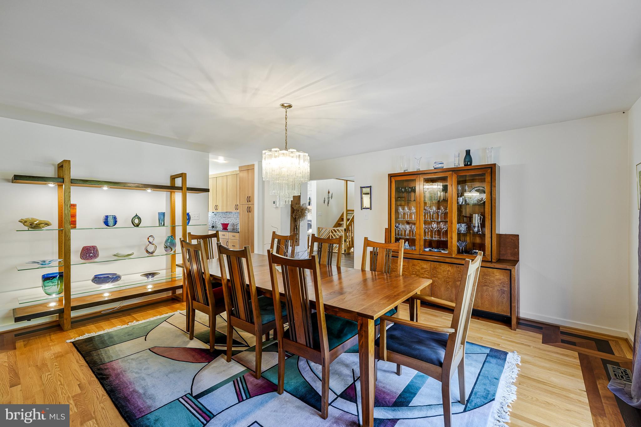 WAPLES MILL ESTATES - Residential