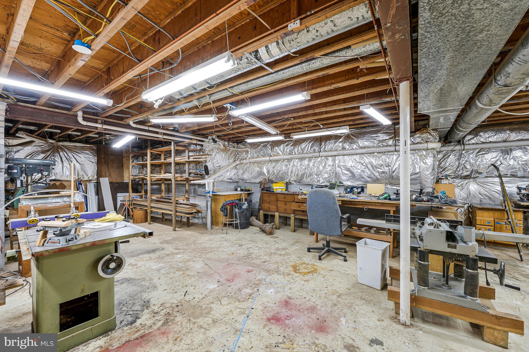 WAPLES MILL ESTATES - Residential