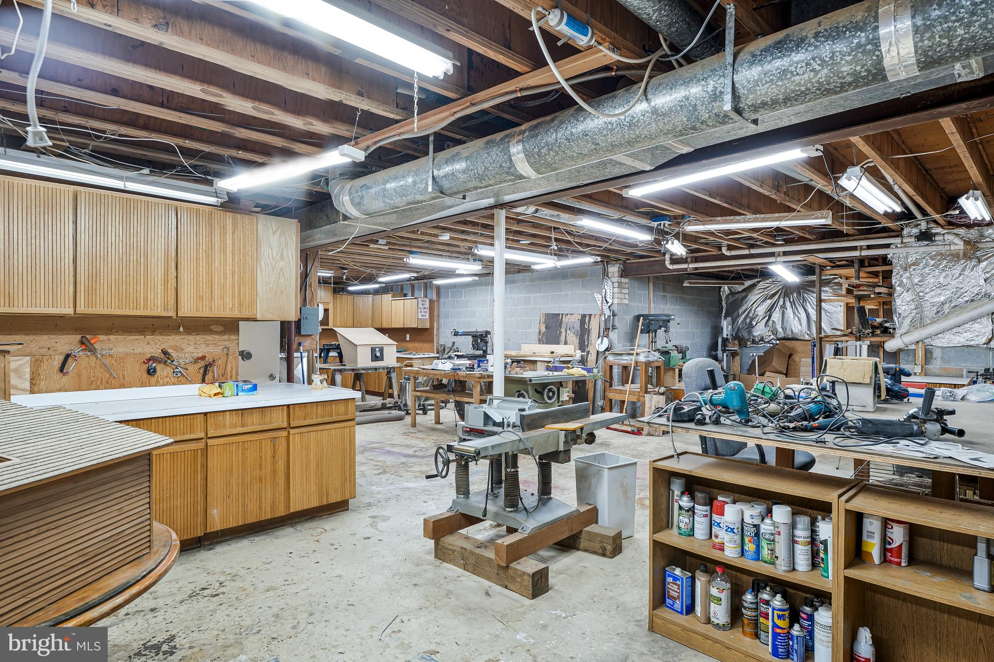 WAPLES MILL ESTATES - Residential