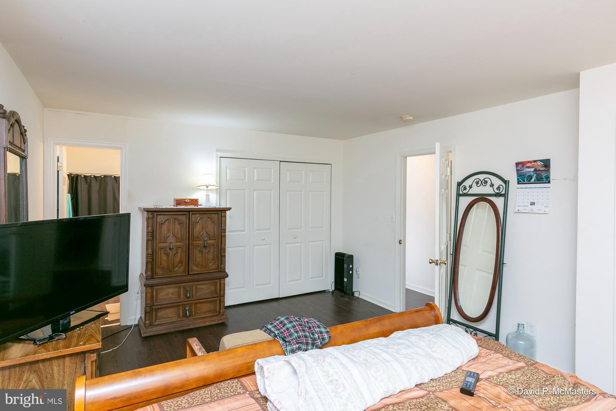 SYCAMORE VILLAGE - Residential