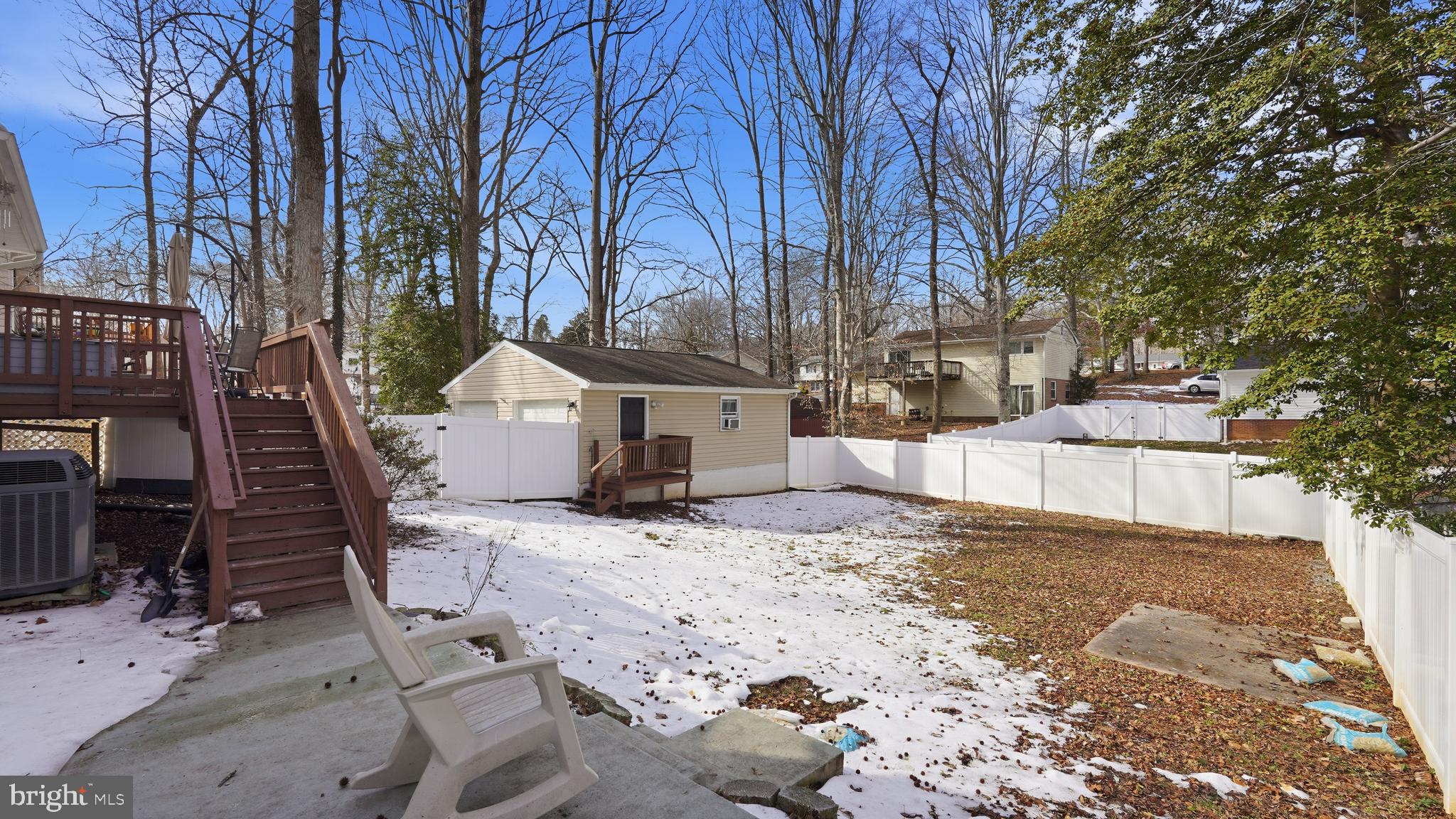 STONEYBROOKE - Residential