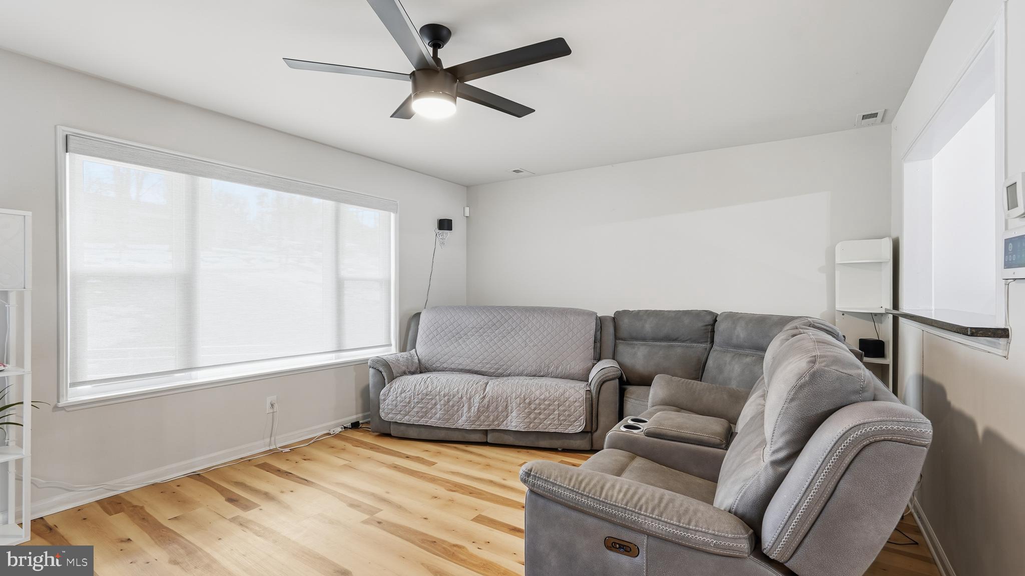 STONEYBROOKE - Residential