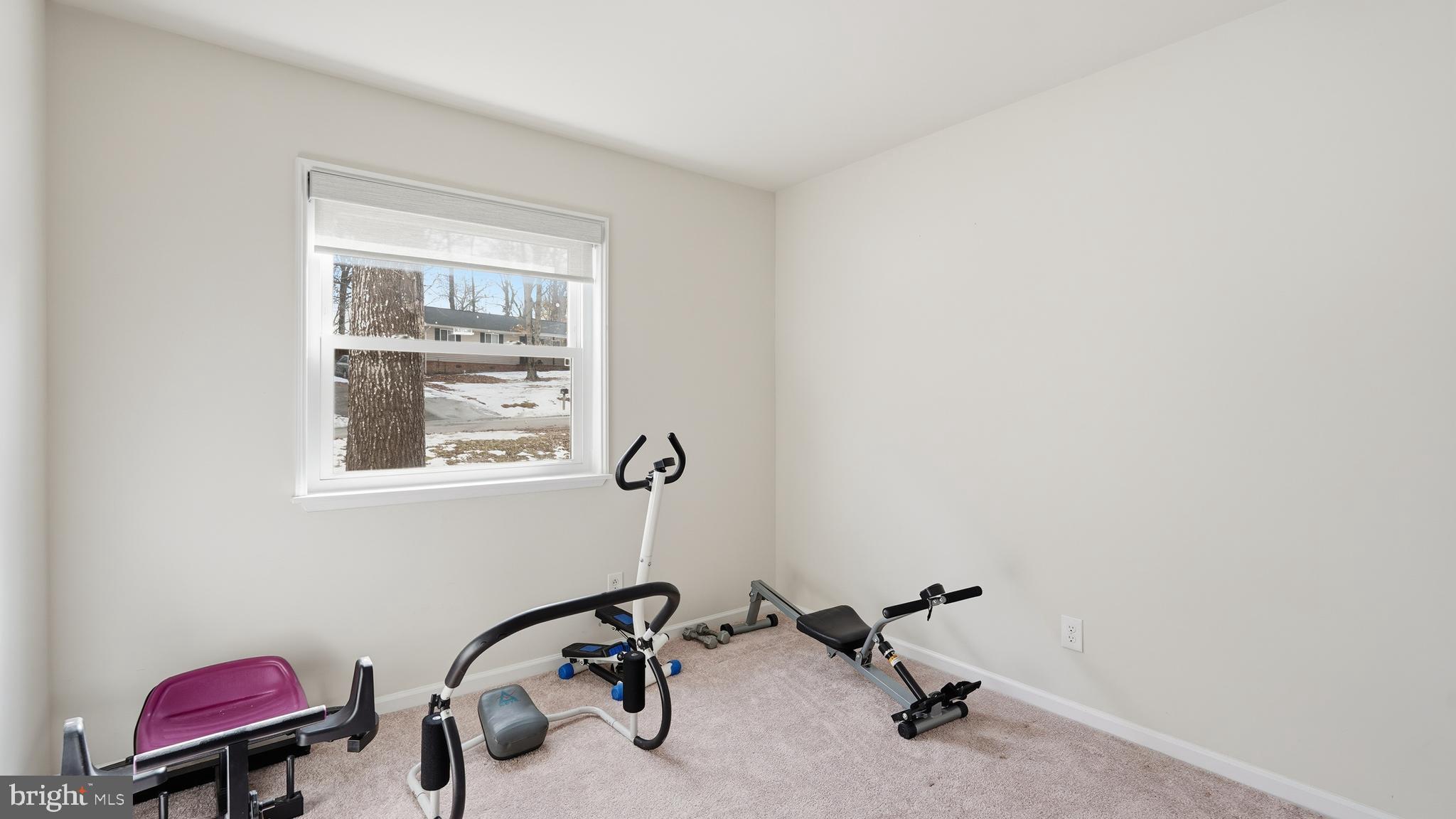 STONEYBROOKE - Residential