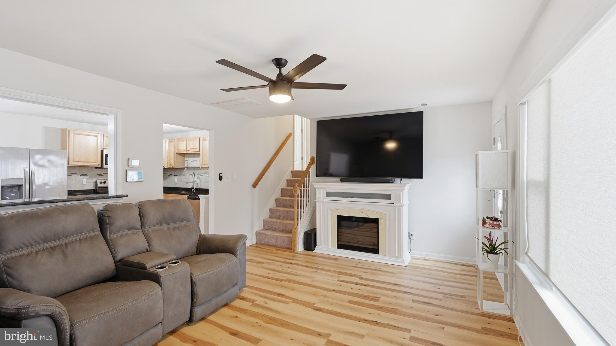 STONEYBROOKE - Residential