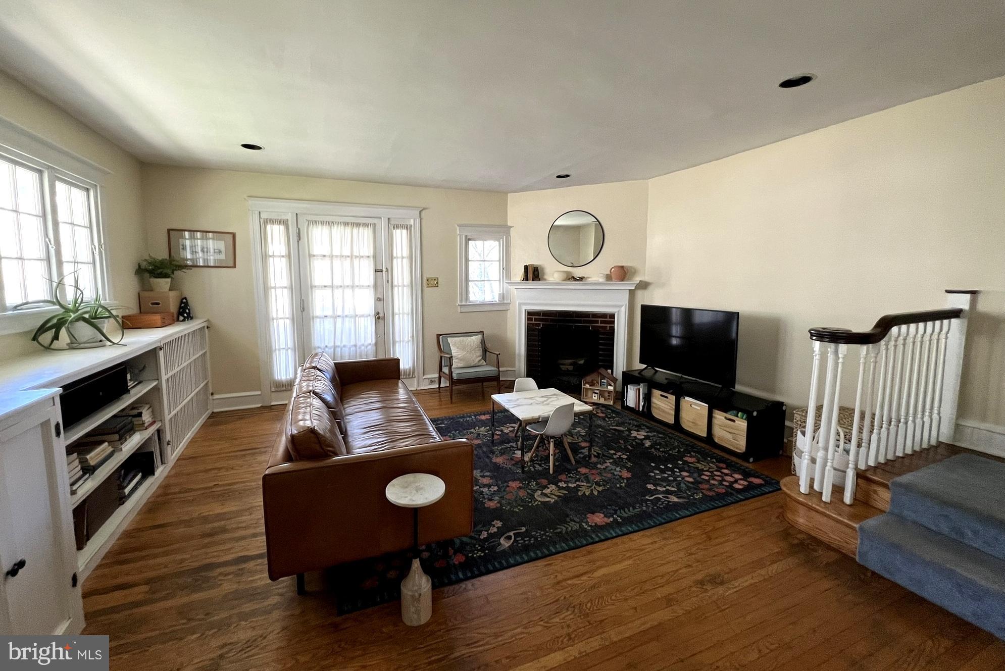 ARDMORE PARK - Residential