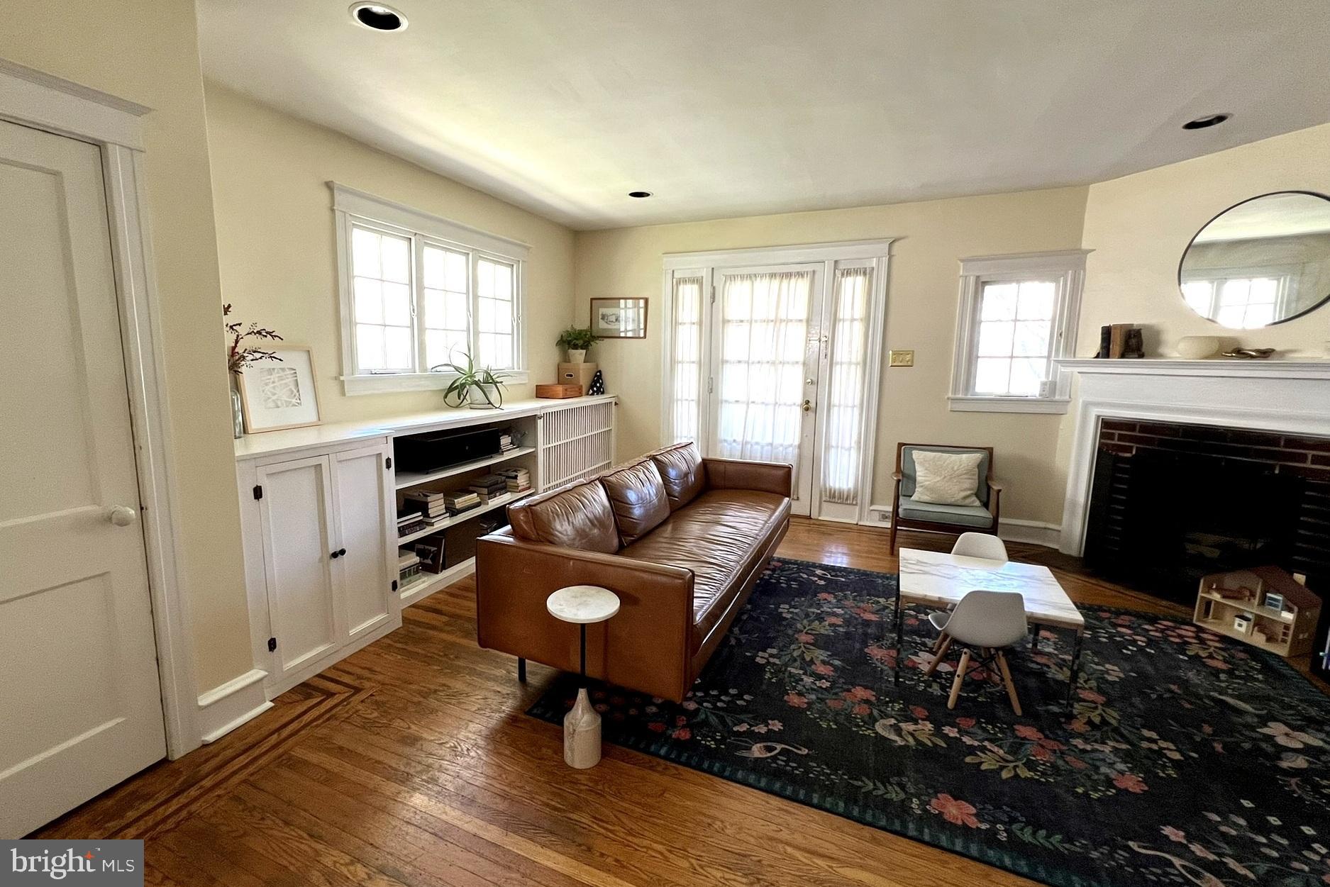 ARDMORE PARK - Residential