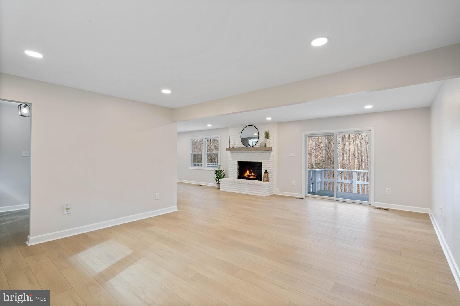 HERITAGE WOODS - Residential