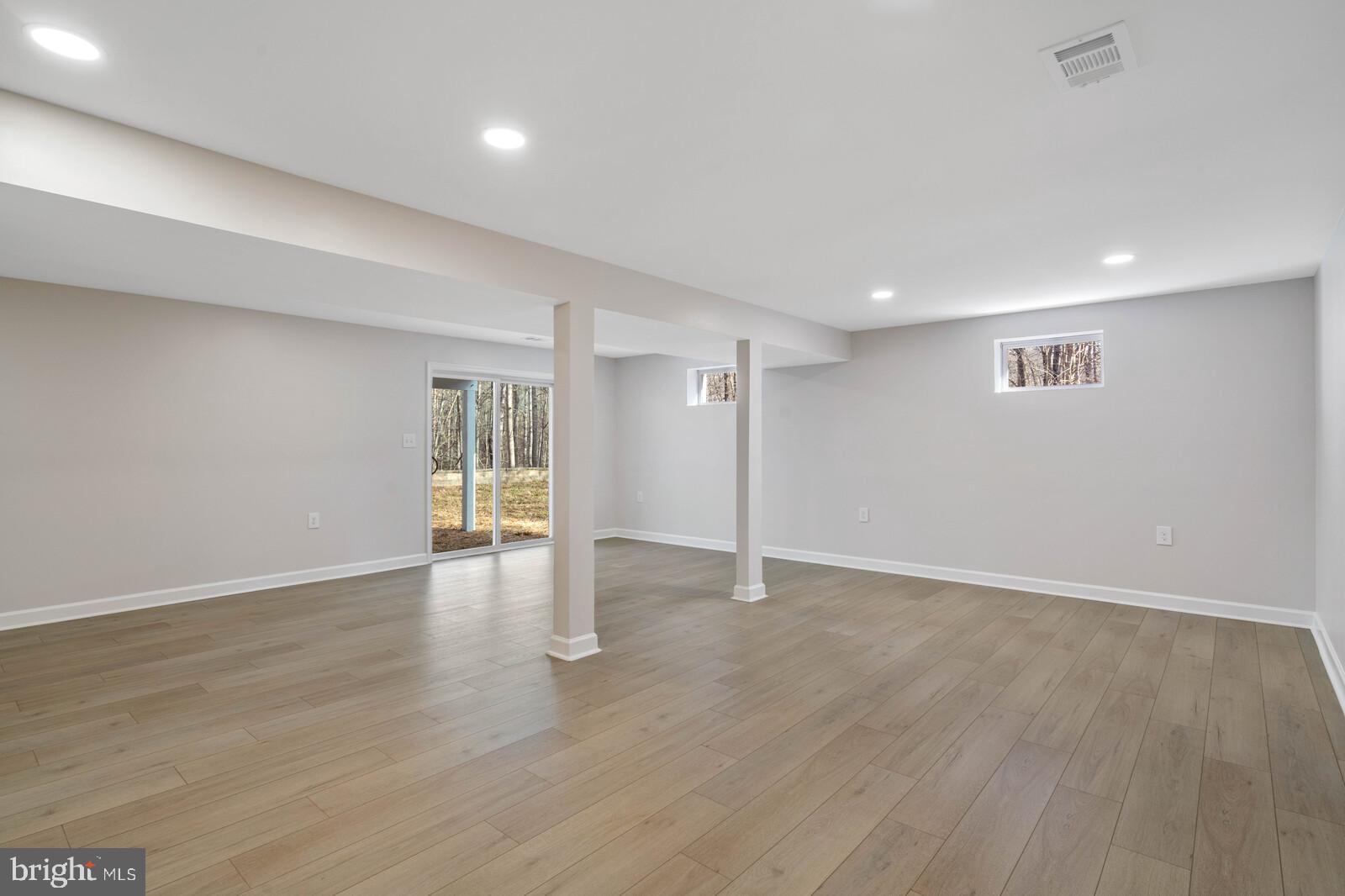 HERITAGE WOODS - Residential