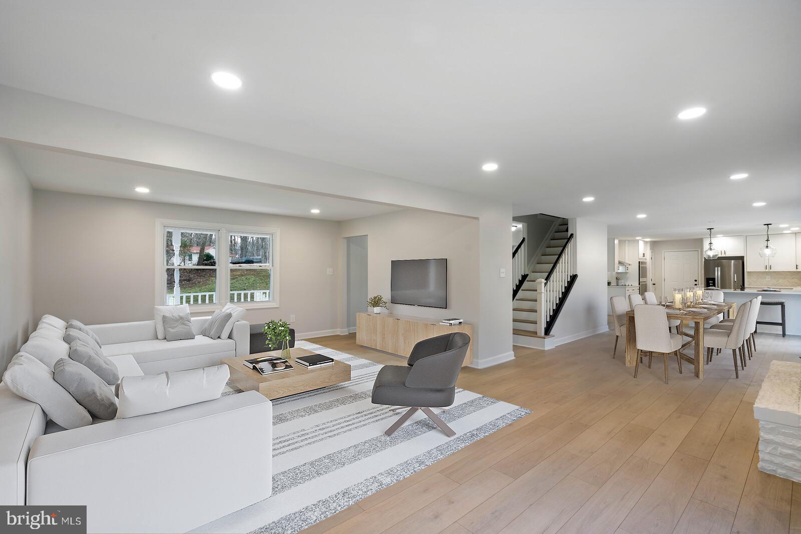 HERITAGE WOODS - Residential