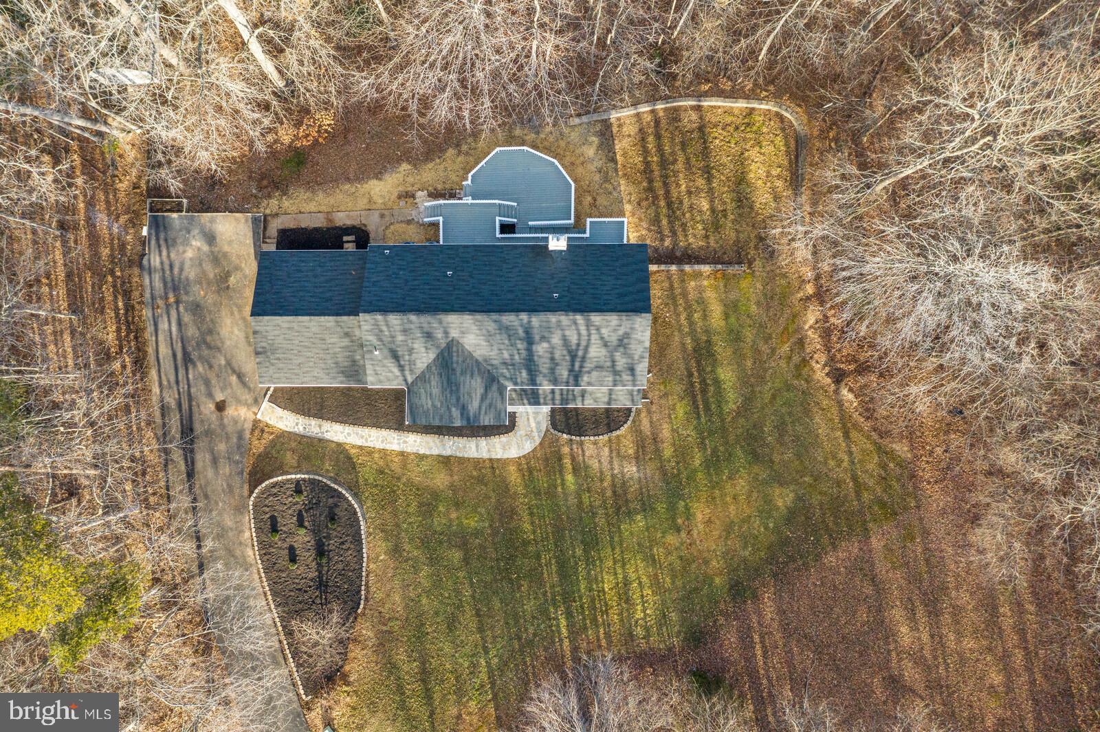 HERITAGE WOODS - Residential