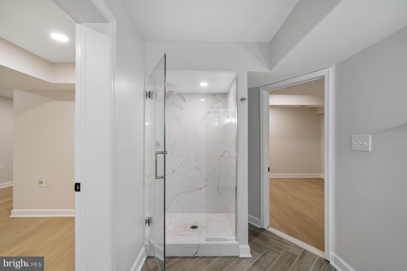 HERITAGE WOODS - Residential