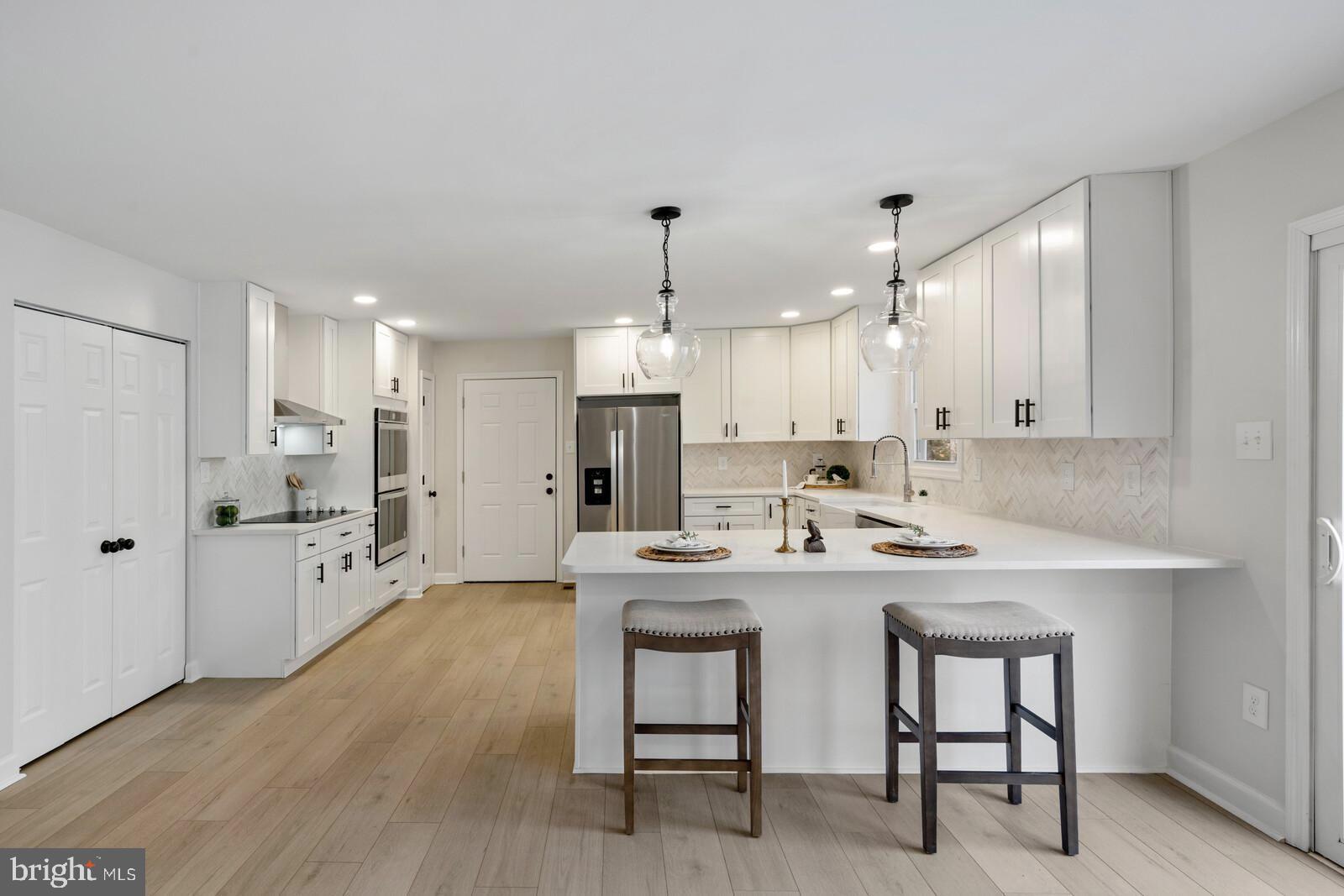 HERITAGE WOODS - Residential