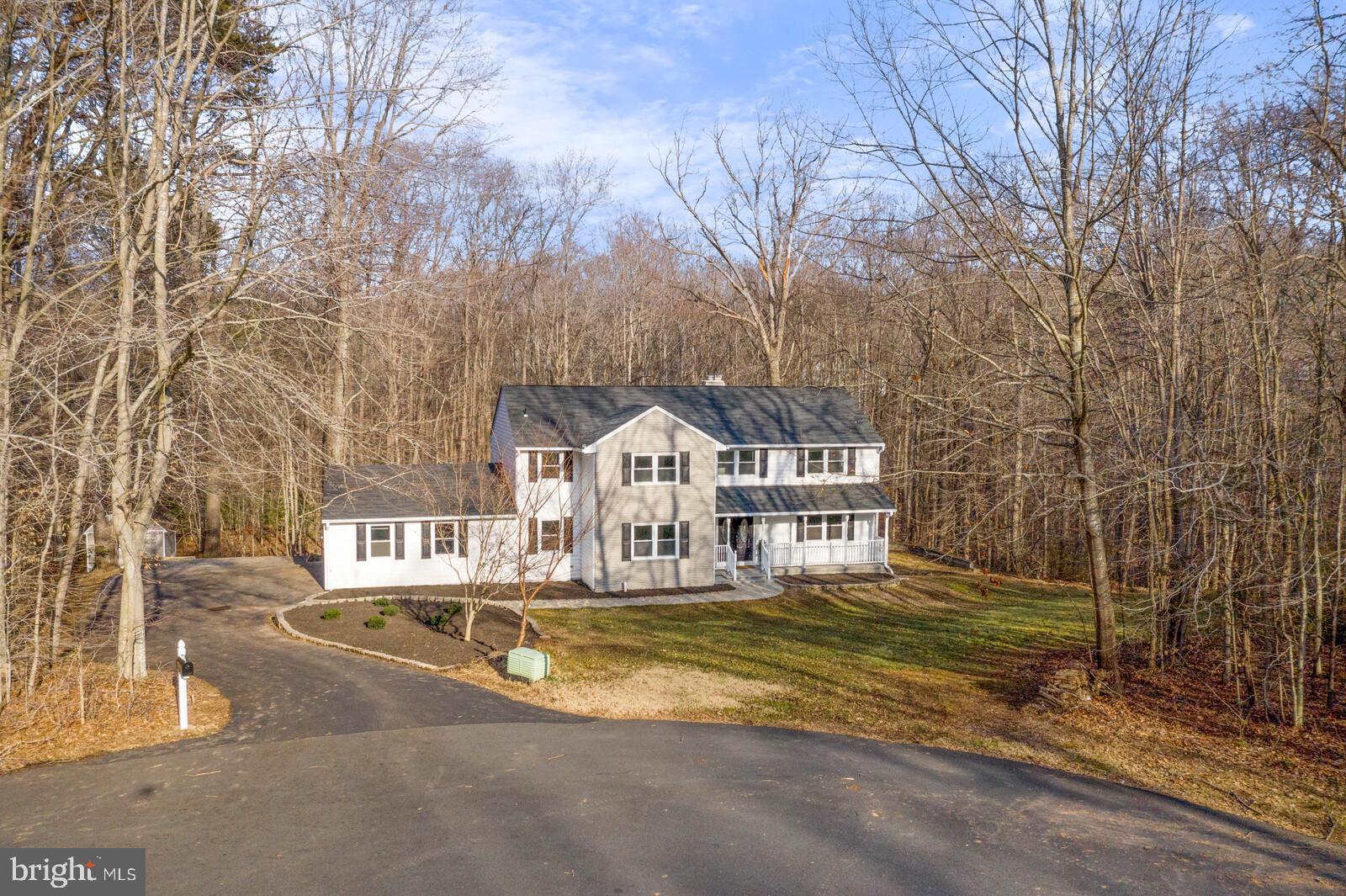 HERITAGE WOODS - Residential