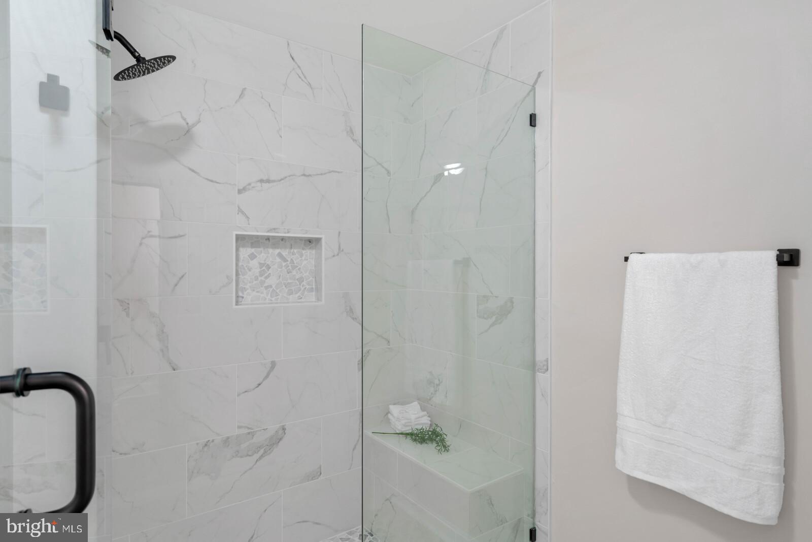 HERITAGE WOODS - Residential