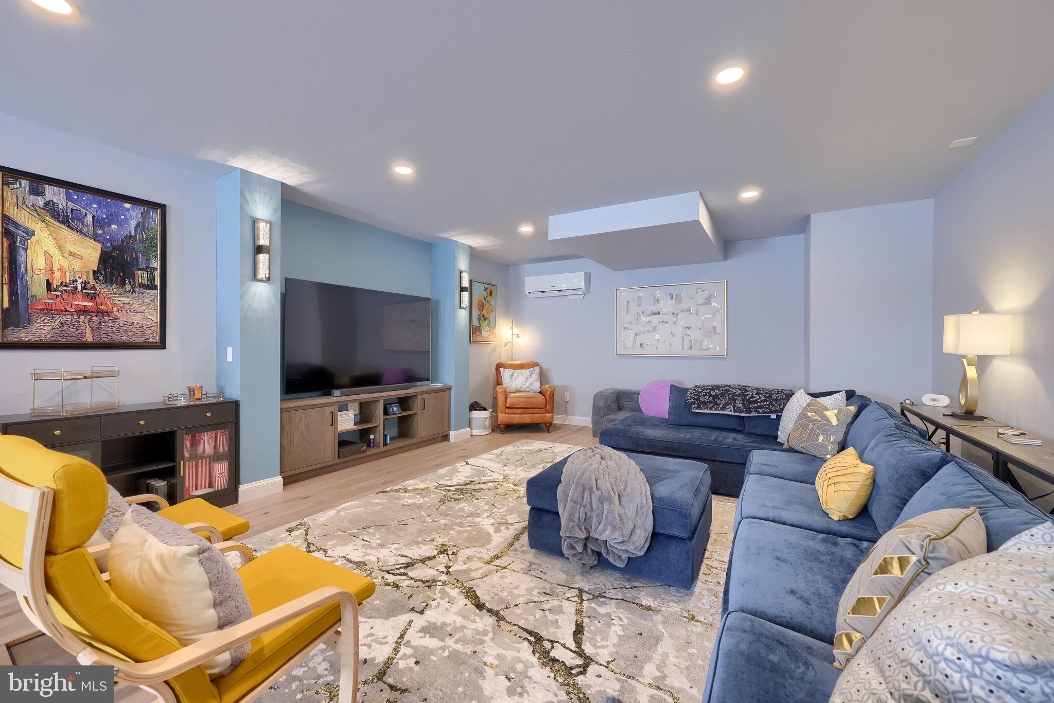 BROOKLAWN - Residential