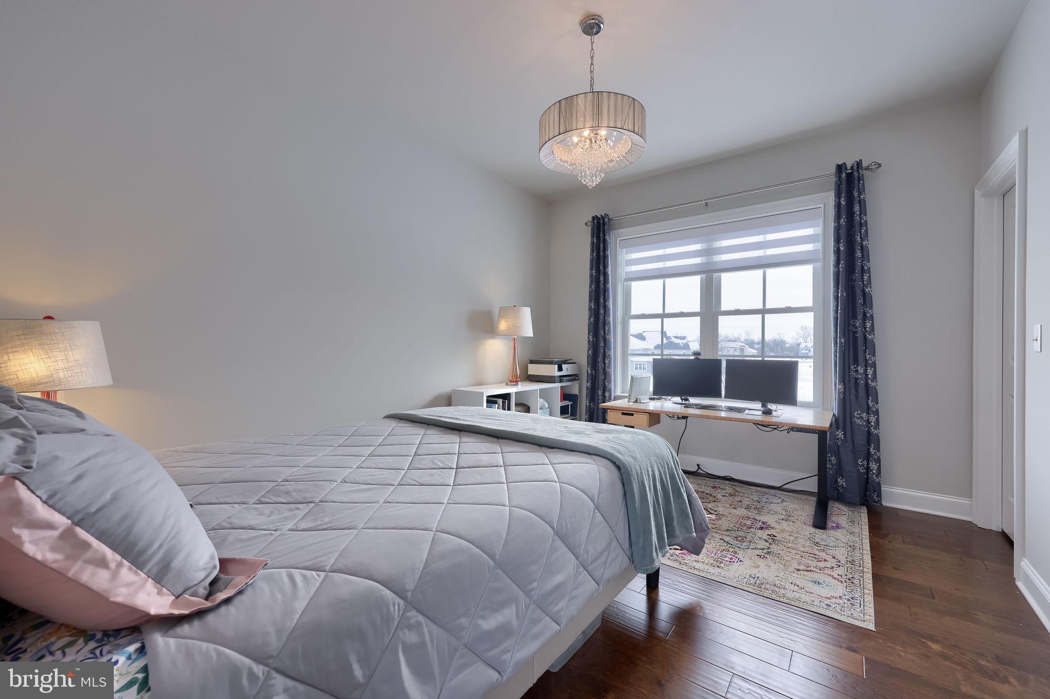 BROOKLAWN - Residential