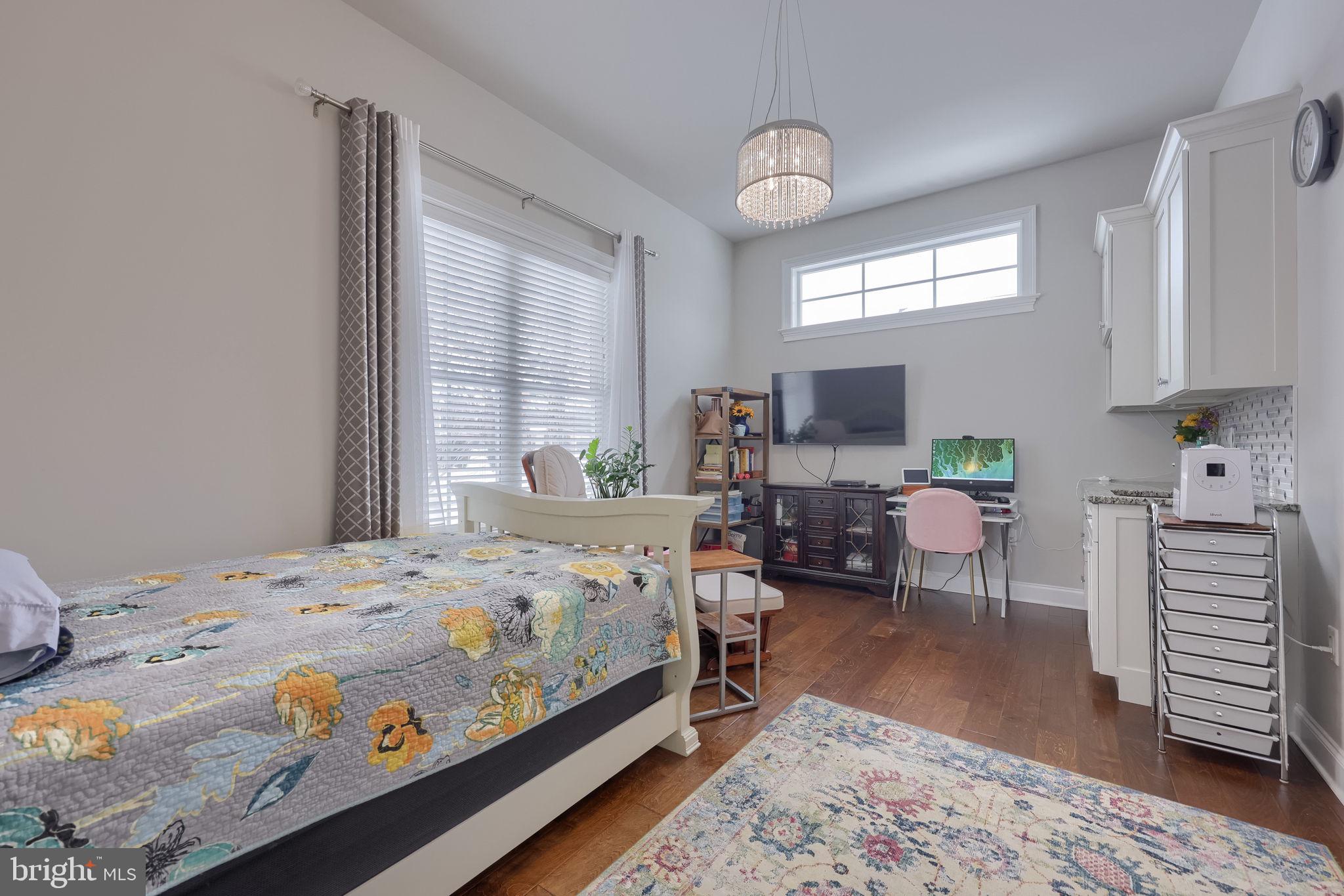 BROOKLAWN - Residential