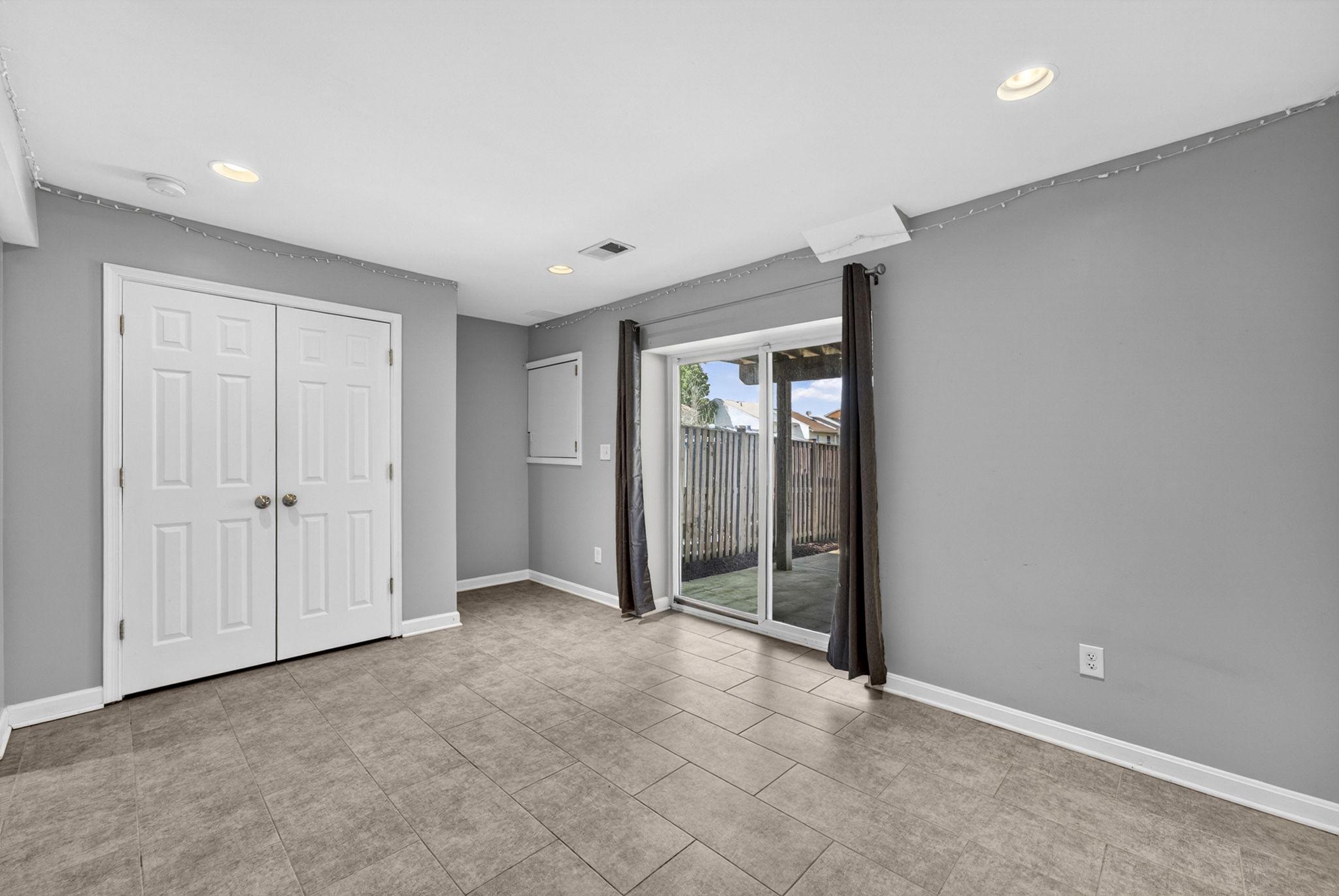 STONERIDGE - Residential