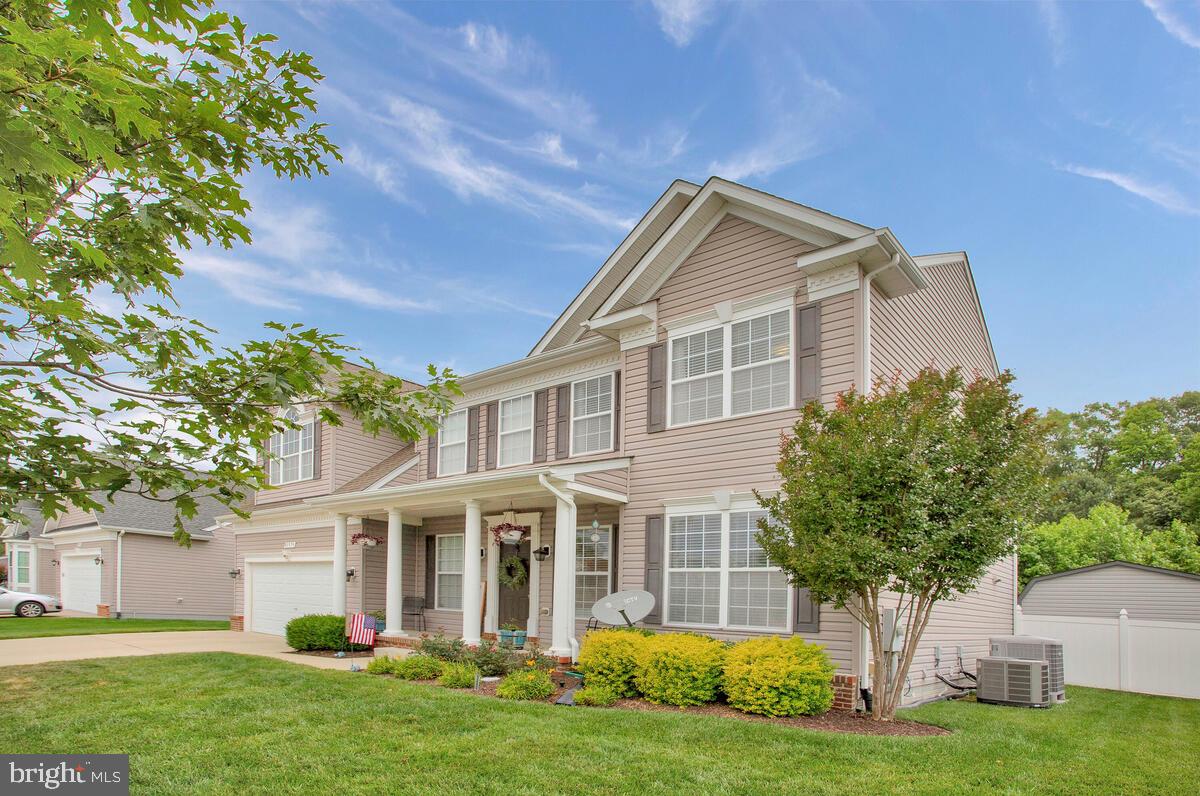 ELIZABETH HILLS - Residential