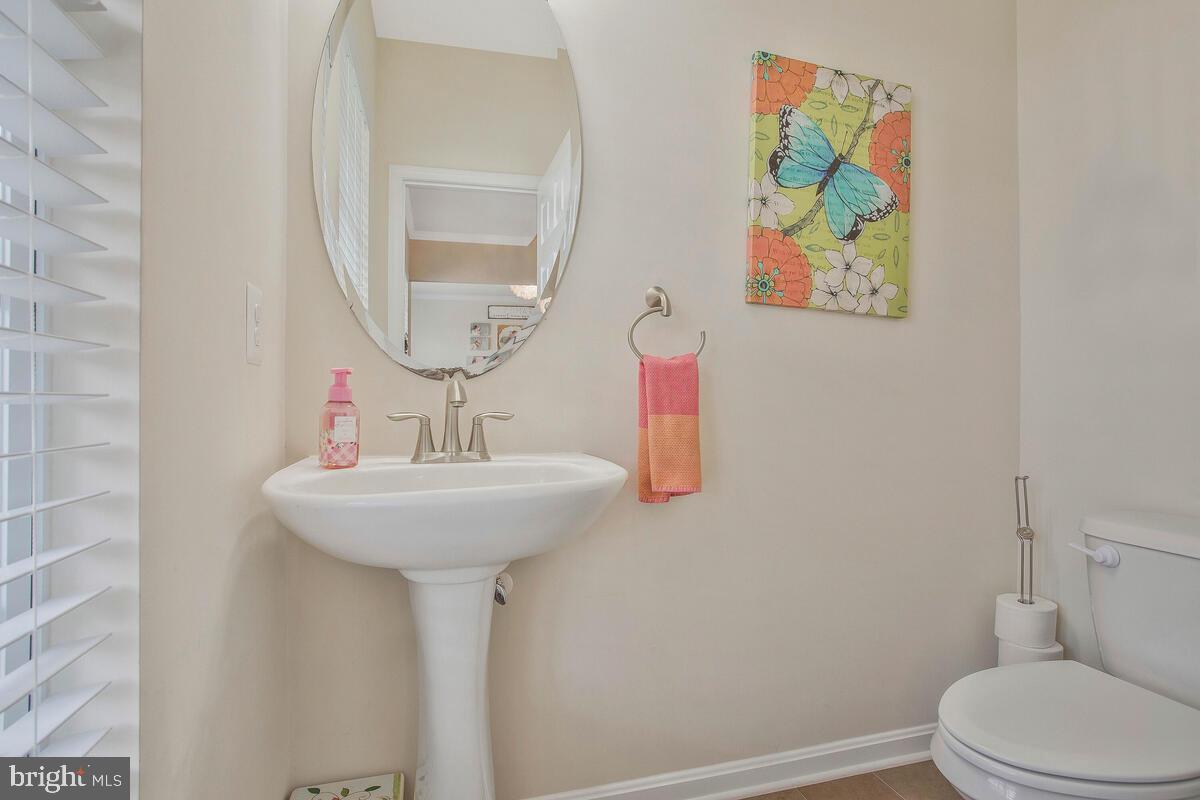 ELIZABETH HILLS - Residential