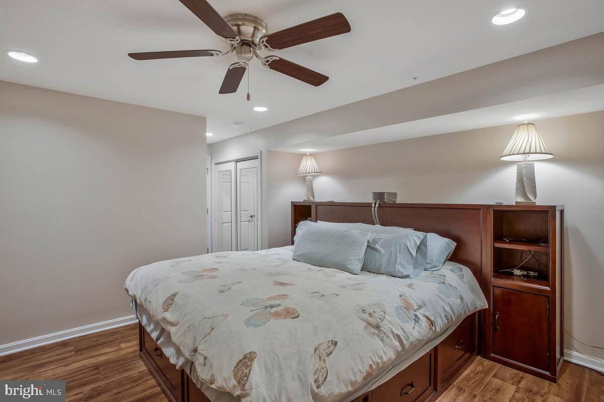 ELIZABETH HILLS - Residential