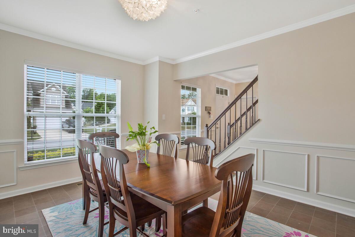 ELIZABETH HILLS - Residential