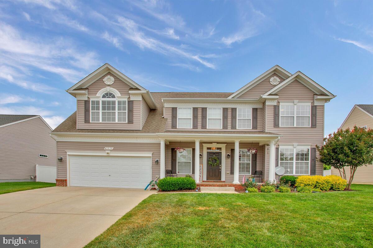 ELIZABETH HILLS - Residential