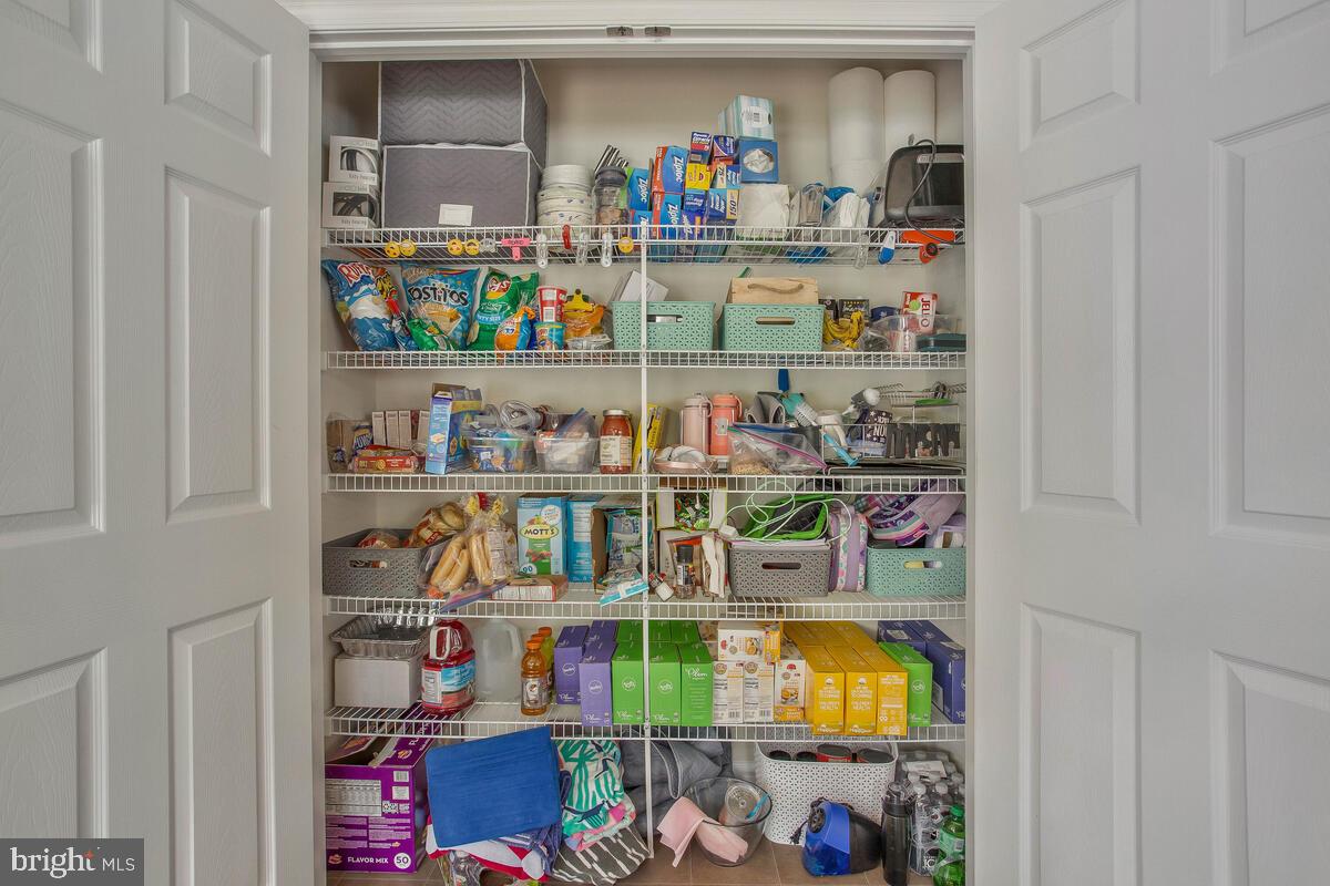 ELIZABETH HILLS - Residential