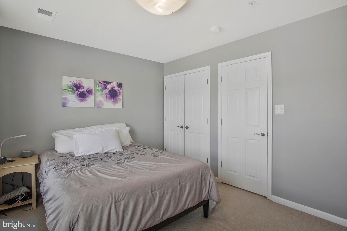 ELIZABETH HILLS - Residential