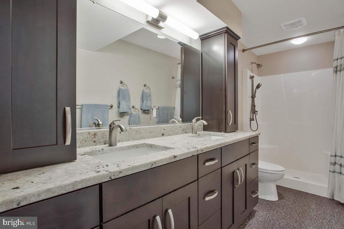 ELIZABETH HILLS - Residential