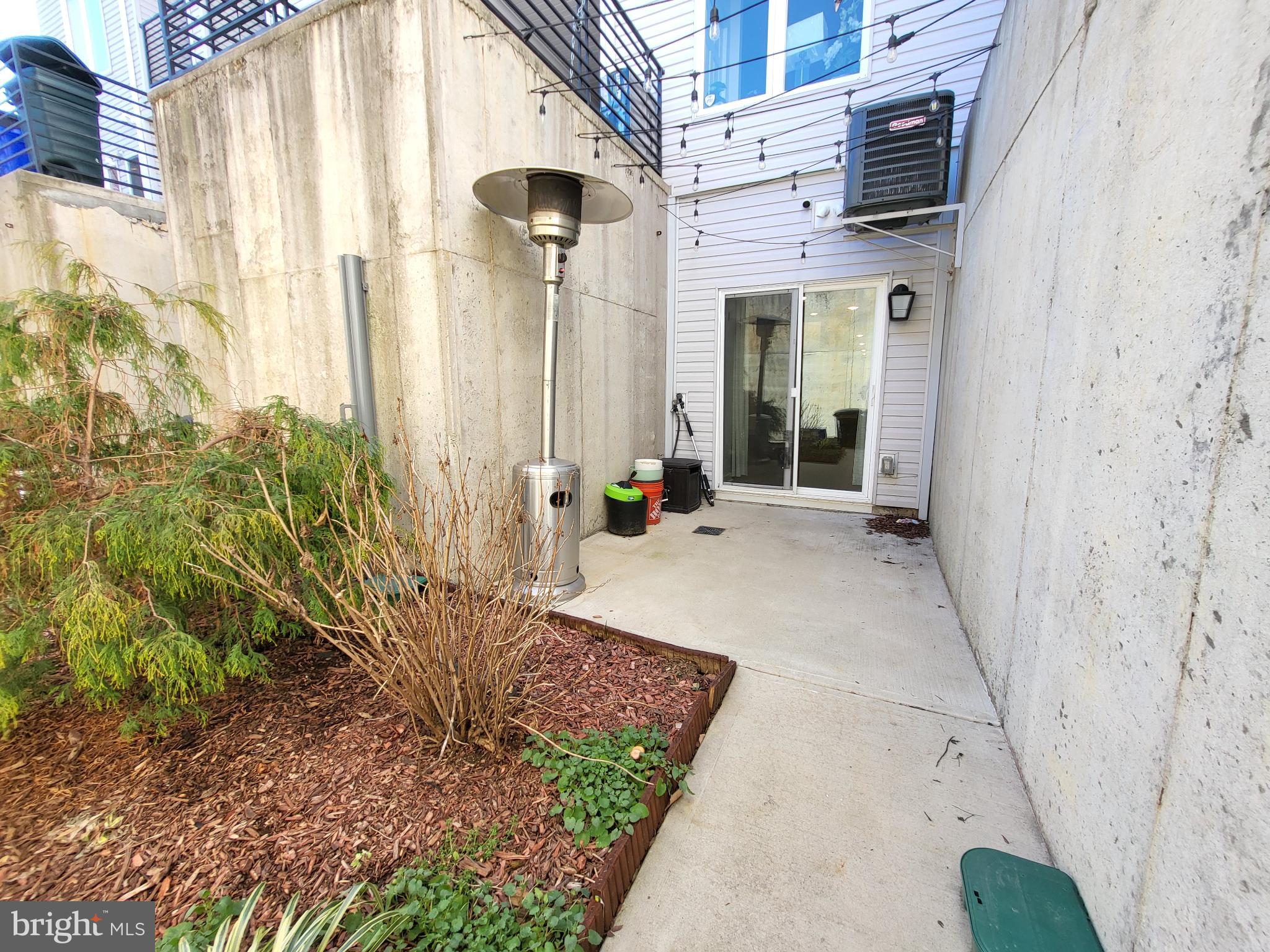 OLDE KENSINGTON - Residential