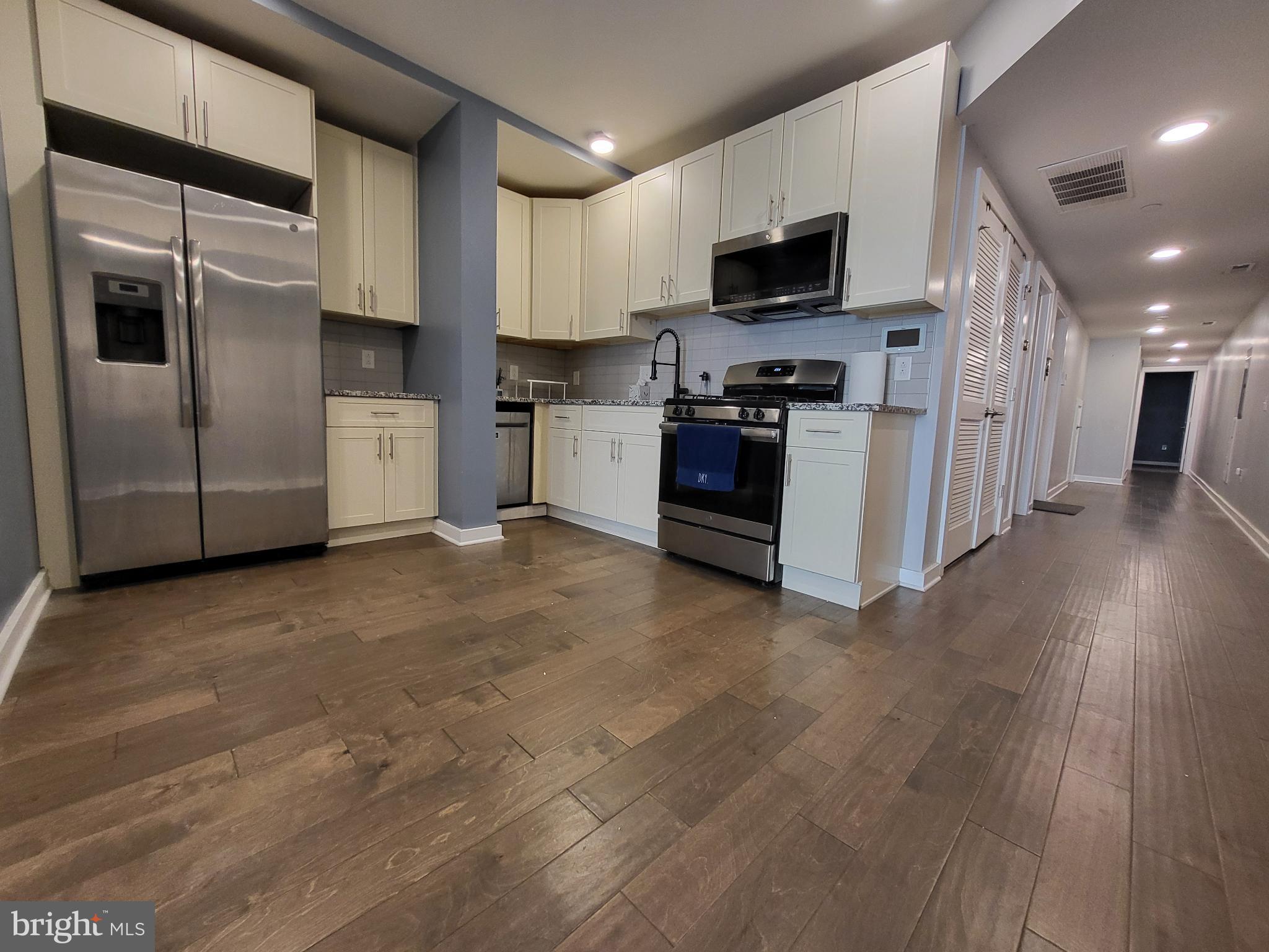 OLDE KENSINGTON - Residential