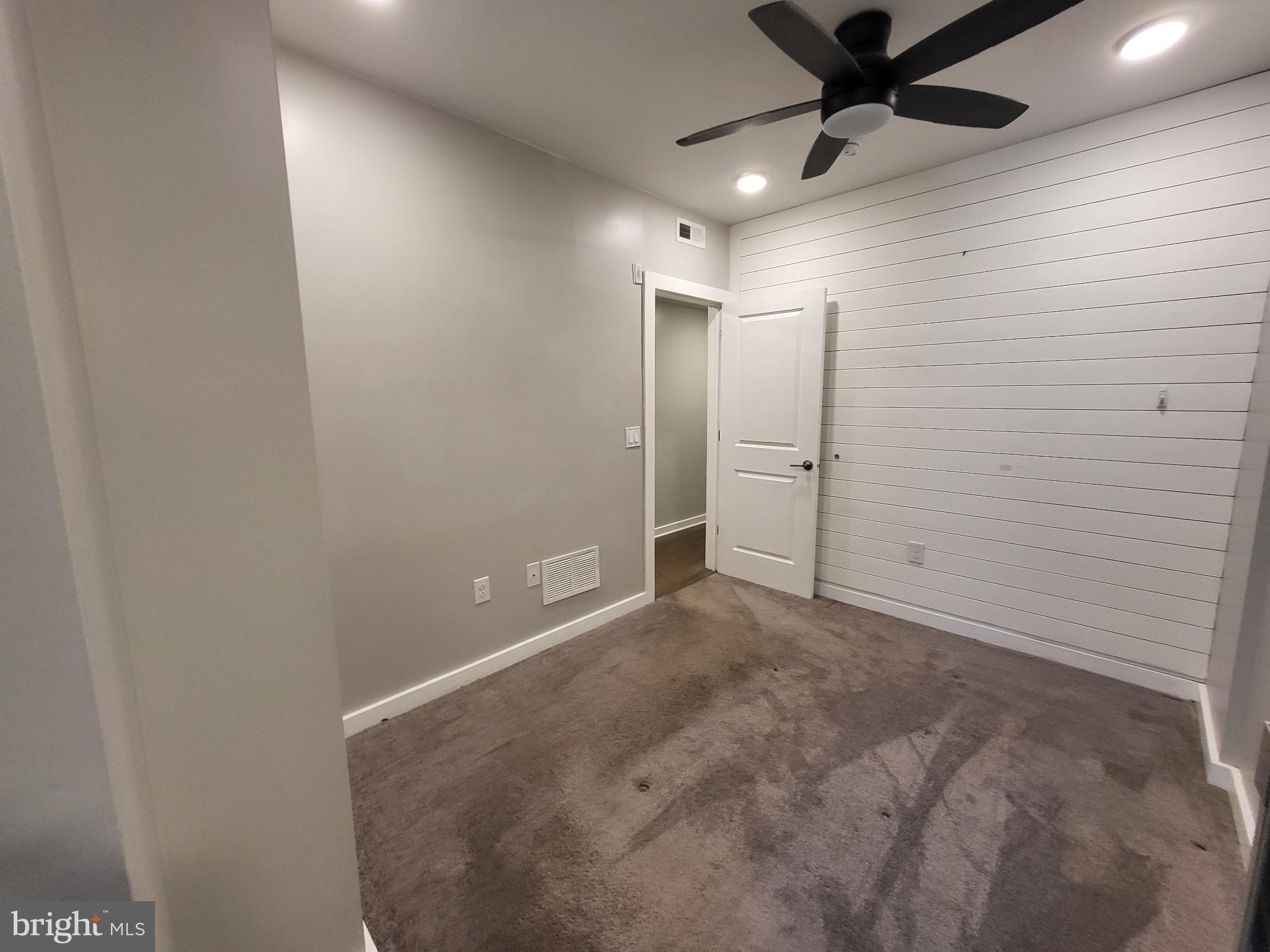 OLDE KENSINGTON - Residential